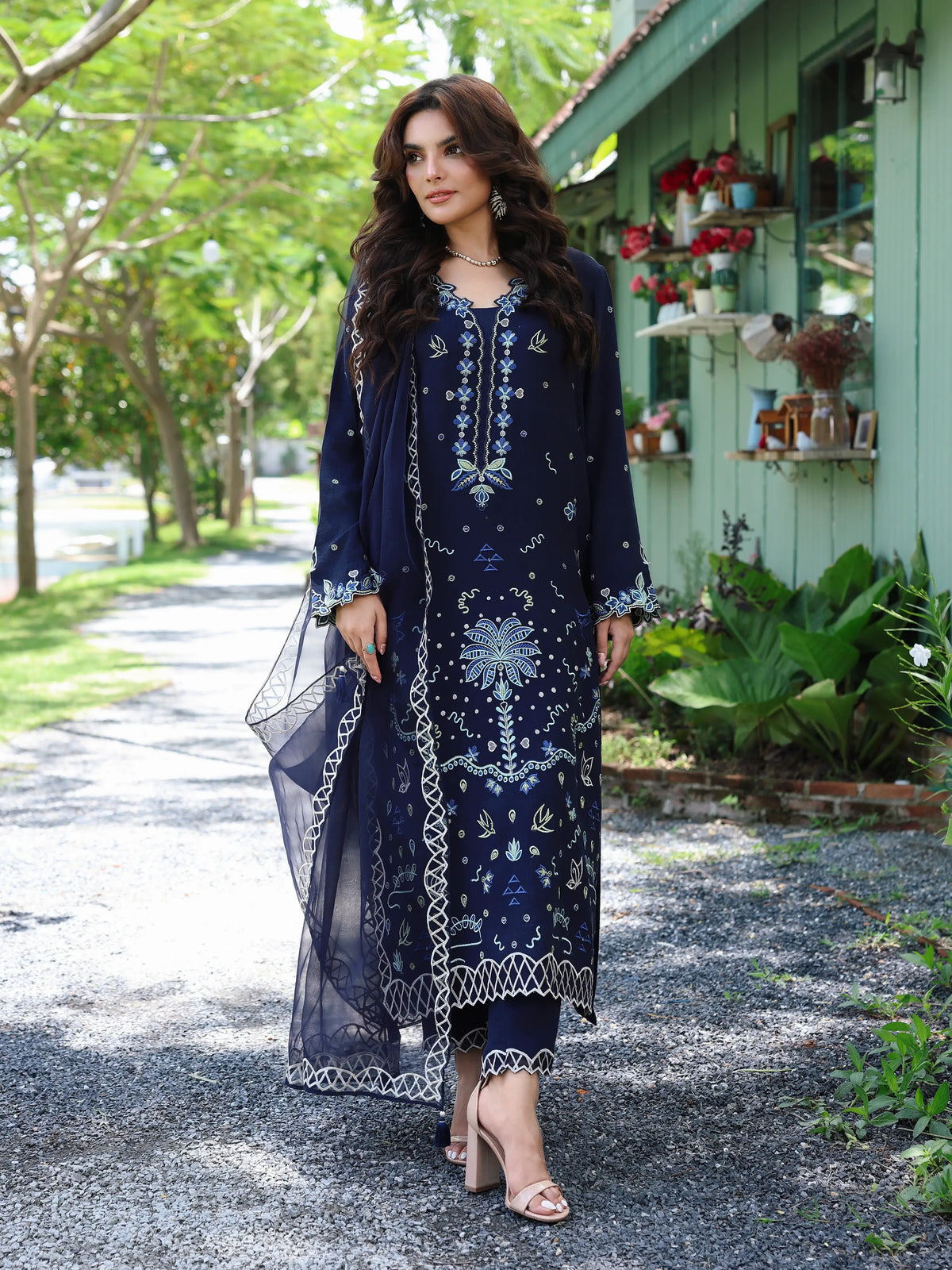 Edenrobe Vyla Navy Embroidered 3-Piece Pret | EWTKED6-86216-3P
