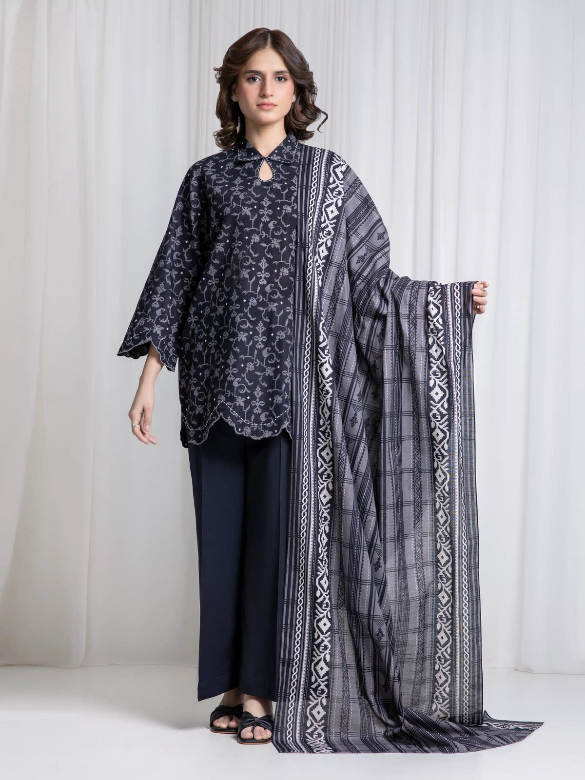 Edenrobe Allure Black Khaddar 3-Piece Suit | EWU6A3-37040-3P