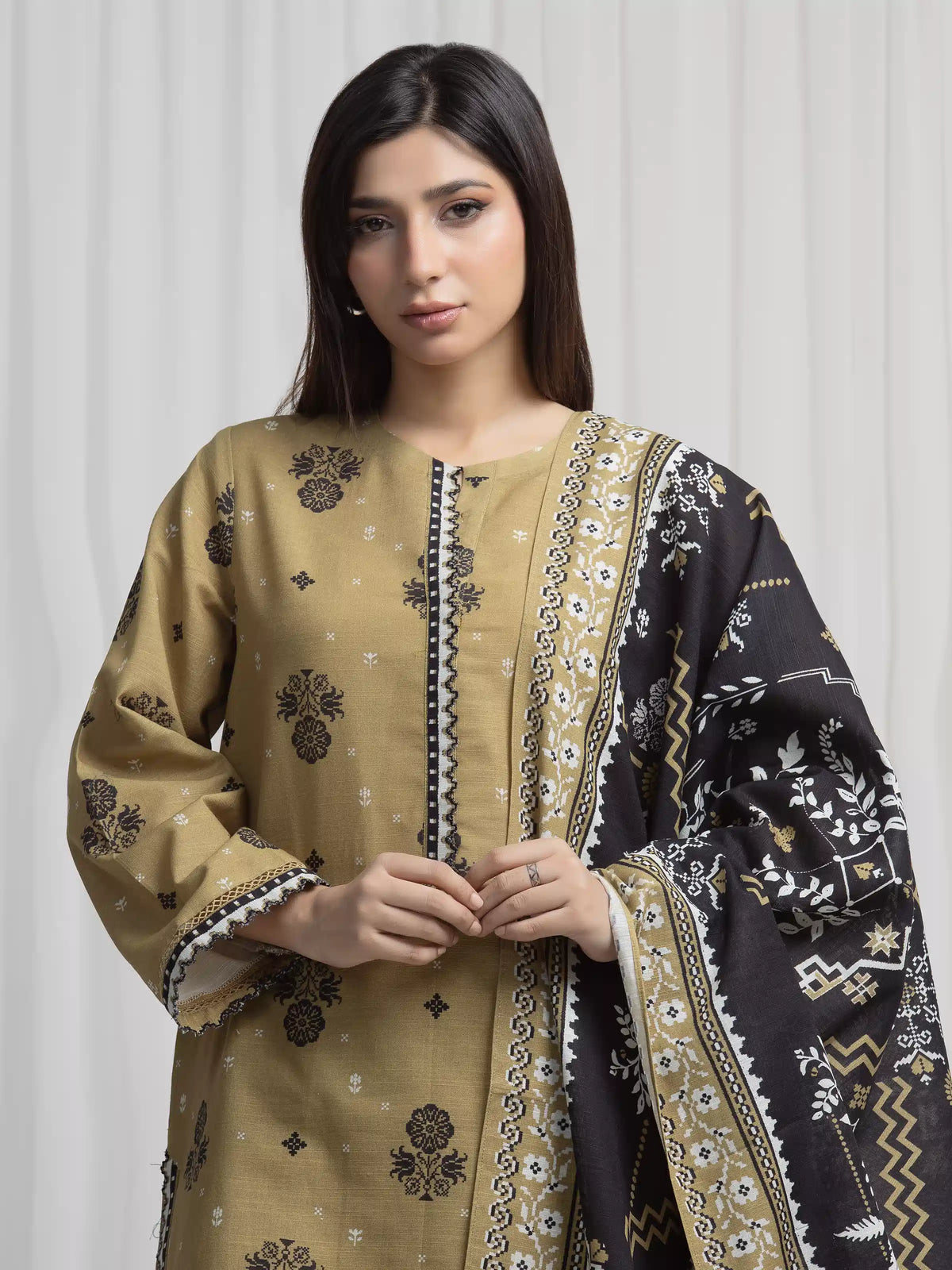 Edenrobe Allure Olive Khaddar 3-Piece Suit | EWU6A3-37036-3P