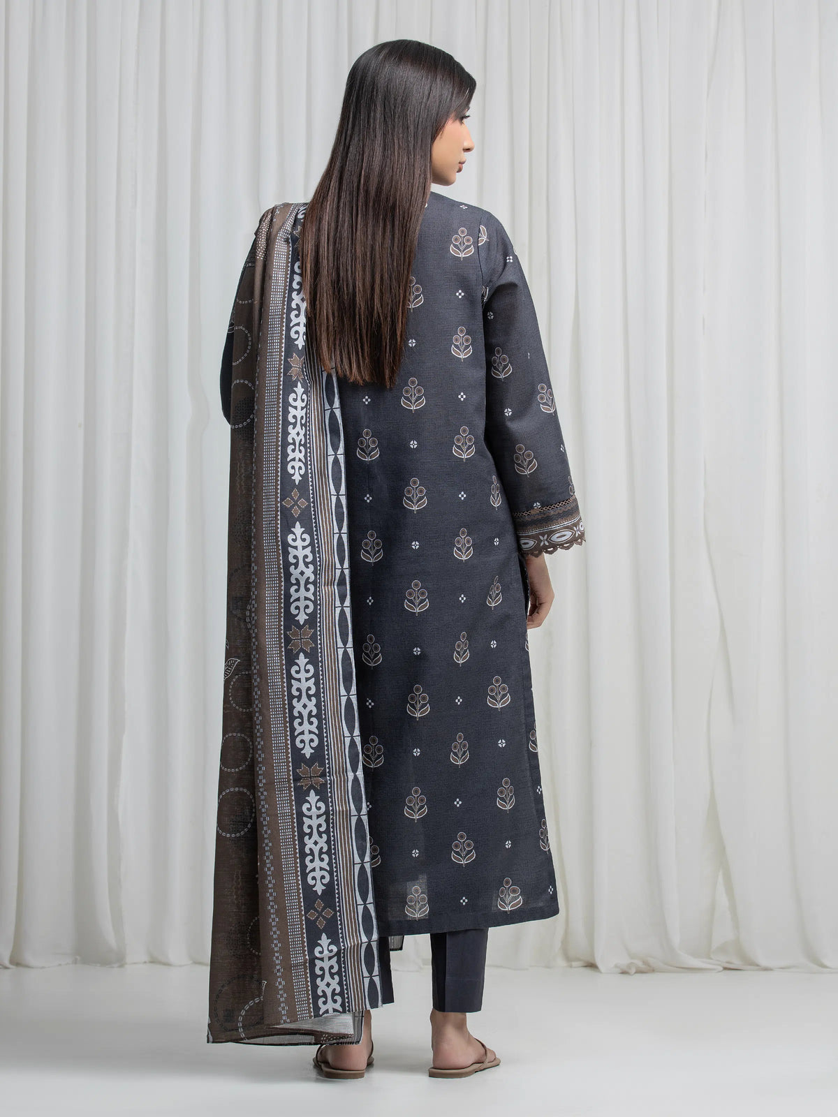 Edenrobe Allure Charcoal Khaddar 3-Piece Suit | EWU6A3-37030-3P