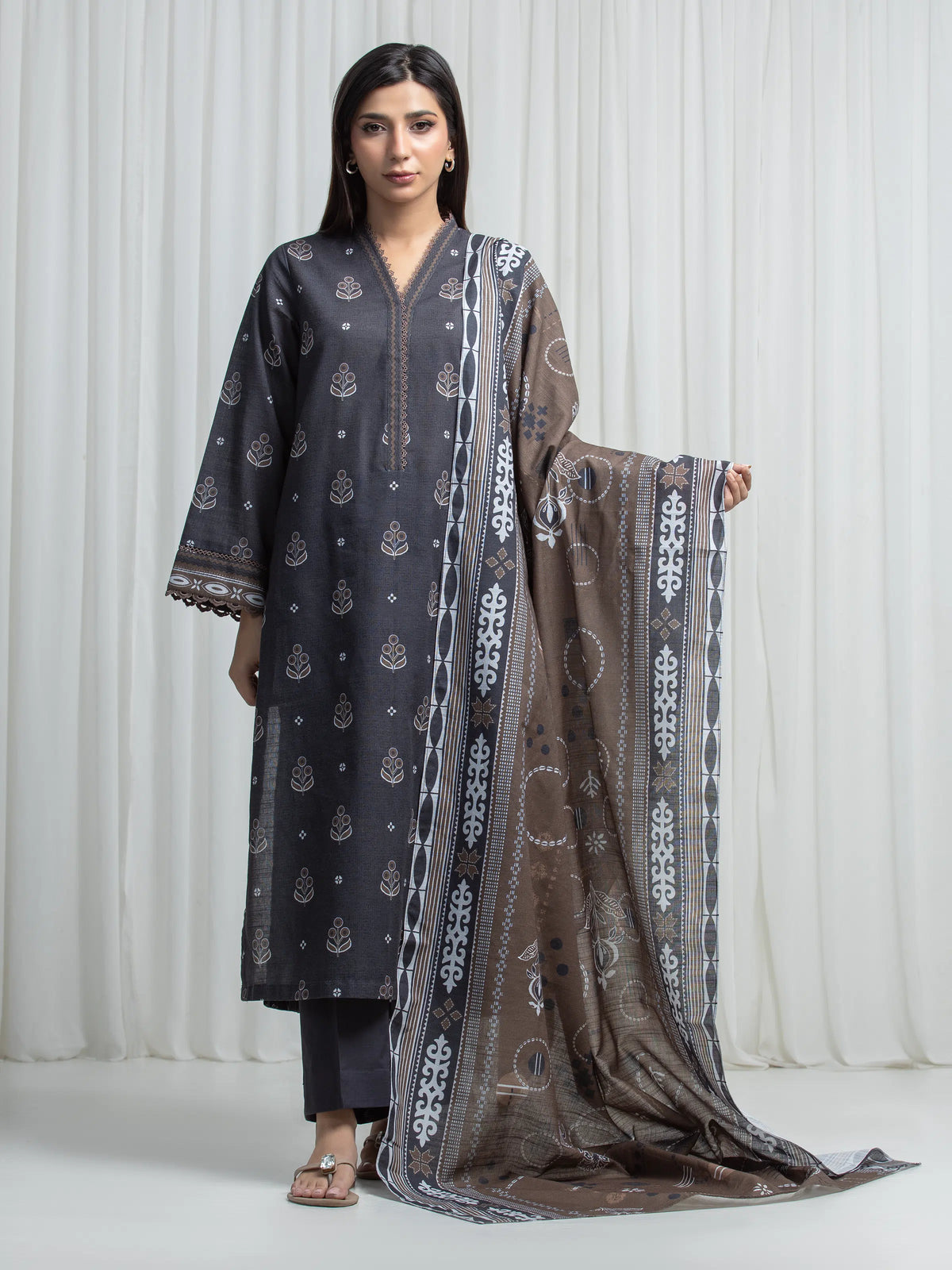 Edenrobe Allure Charcoal Khaddar 3-Piece Suit | EWU6A3-37030-3P