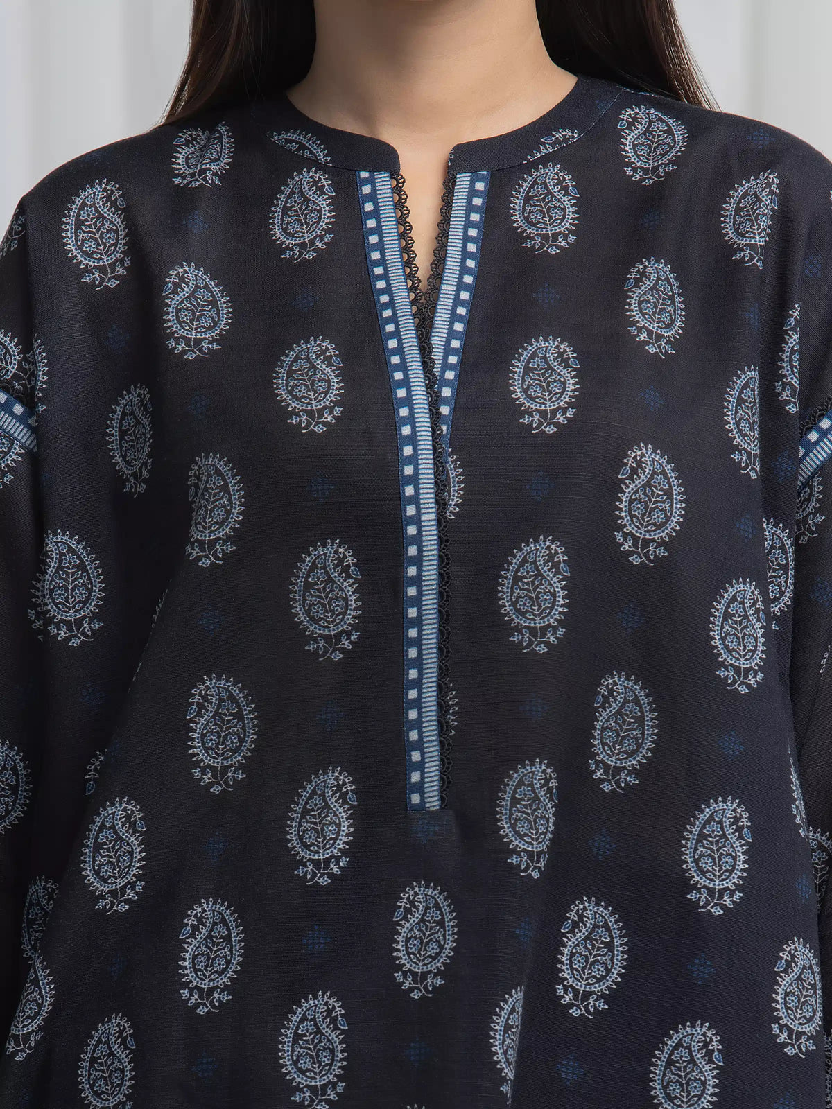 Edenrobe Allure Black Khaddar 3-Piece Suit | EWU6A3-37028-3P