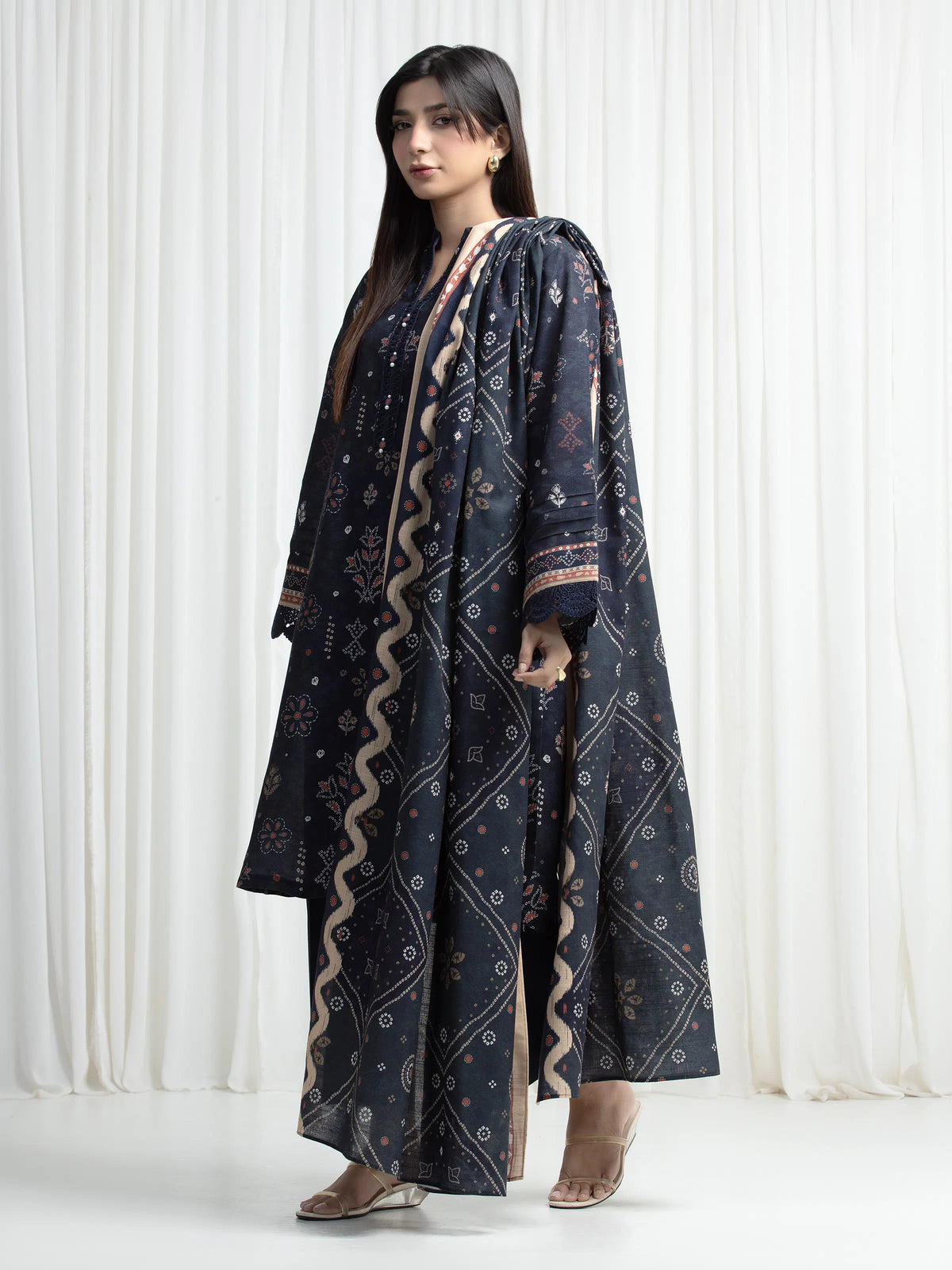 Edenrobe Allure Navy Khaddar 3-Piece Suit | EWU6A3-37007-3P
