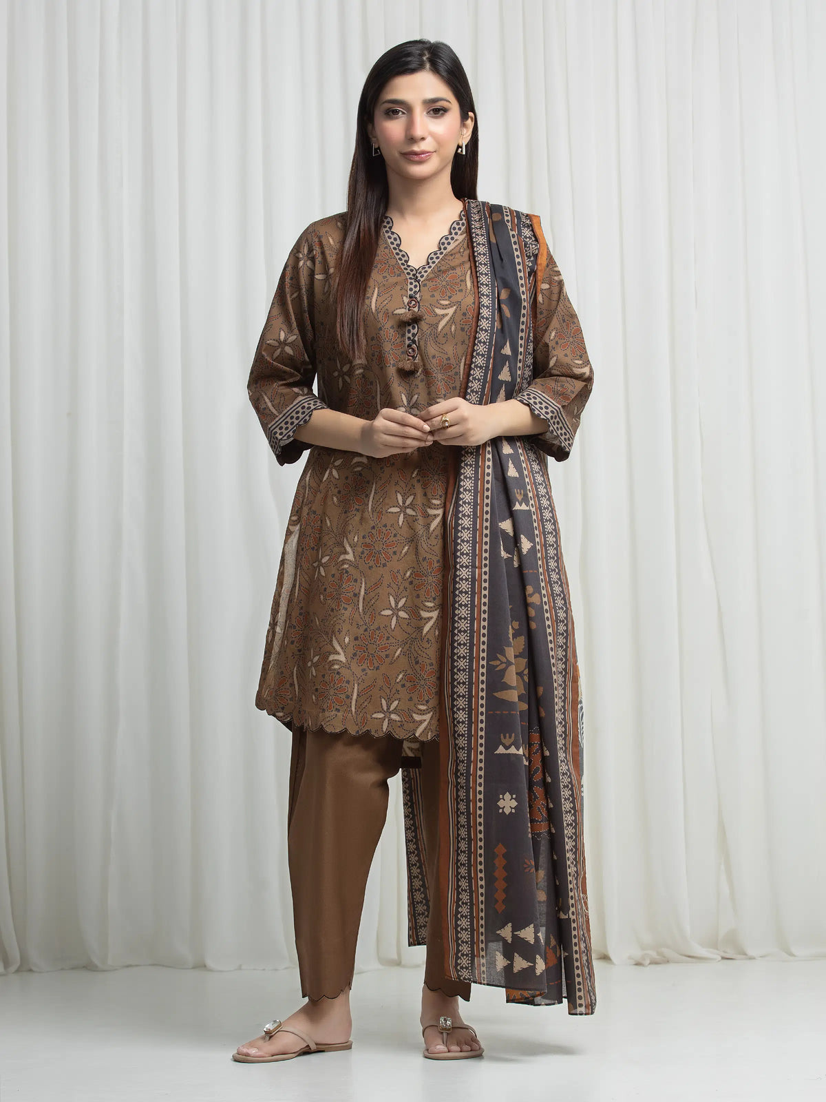 Edenrobe Allure Olive Khaddar 3-Piece Suit | EWU6A3-37003-3P