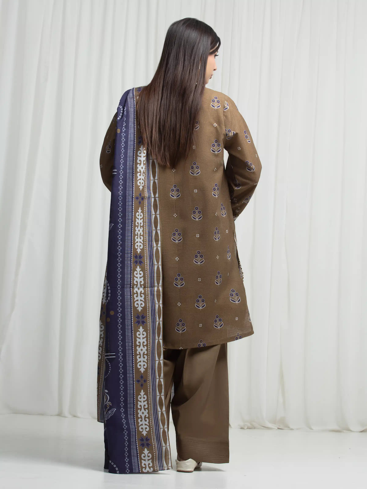 Edenrobe Allure Olive Khaddar 3-Piece Suit | EWU6A3-37029-3P