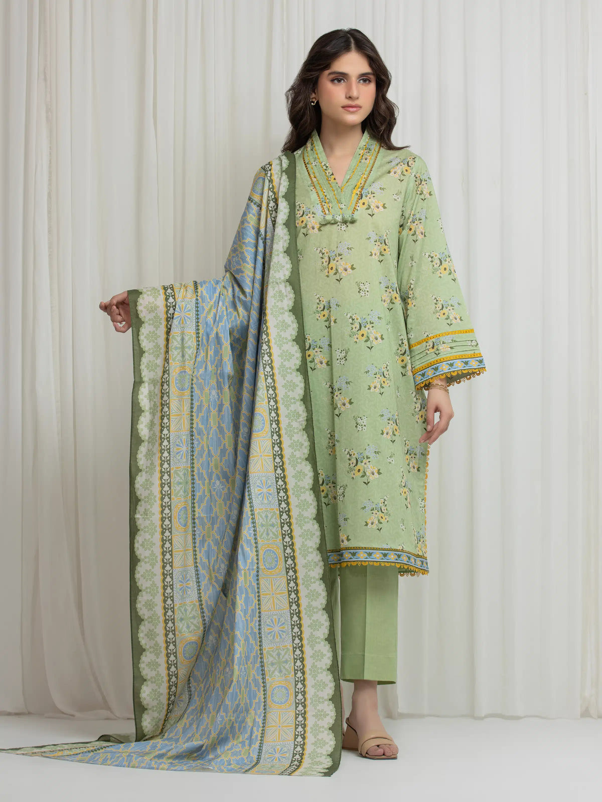 Edenrobe Allure Olive Lawn 3-Piece Suit | EWU6A1-36606-3P