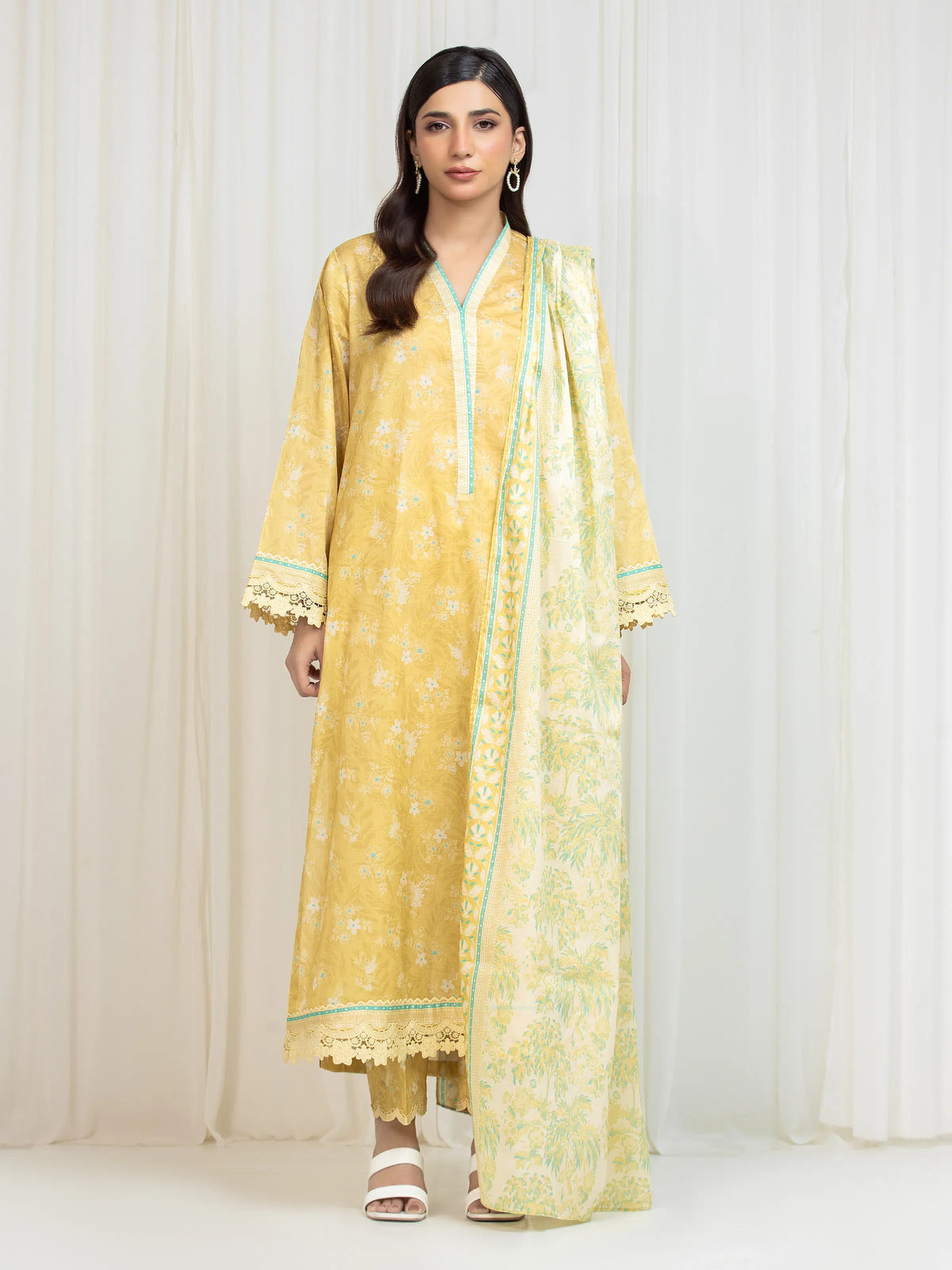 Edenrobe Allure Olive Lawn 3-Piece Suit | EWU6A1-36757-3P
