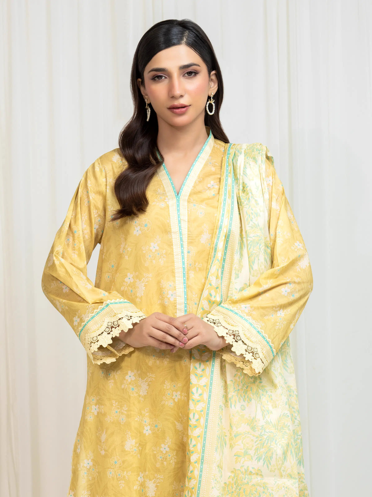 Edenrobe Allure Olive Lawn 3-Piece Suit | EWU6A1-36757-3P