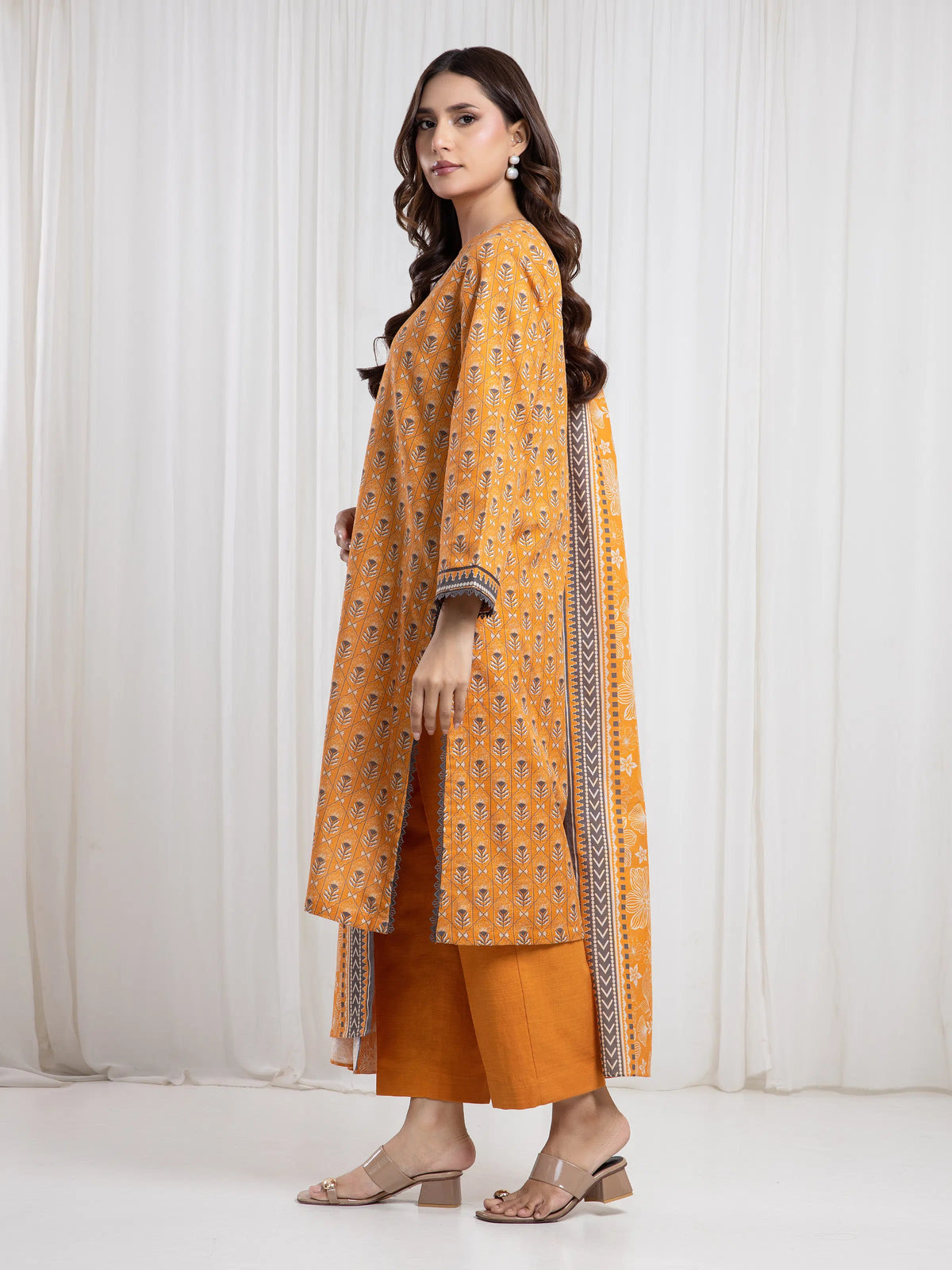 Edenrobe Allure Orange Khaddar 3-Piece Suit | EWU6A3-37084-3P