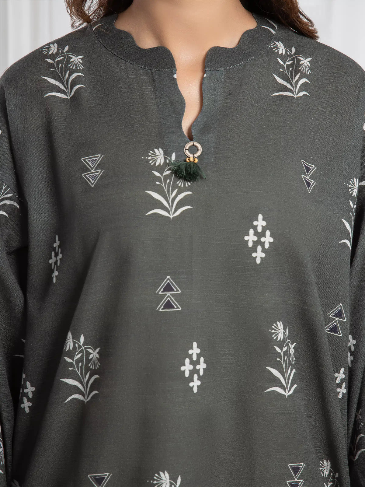 Edenrobe Allure Green Khaddar 3-Piece Suit | EWU6A3-37082-3P