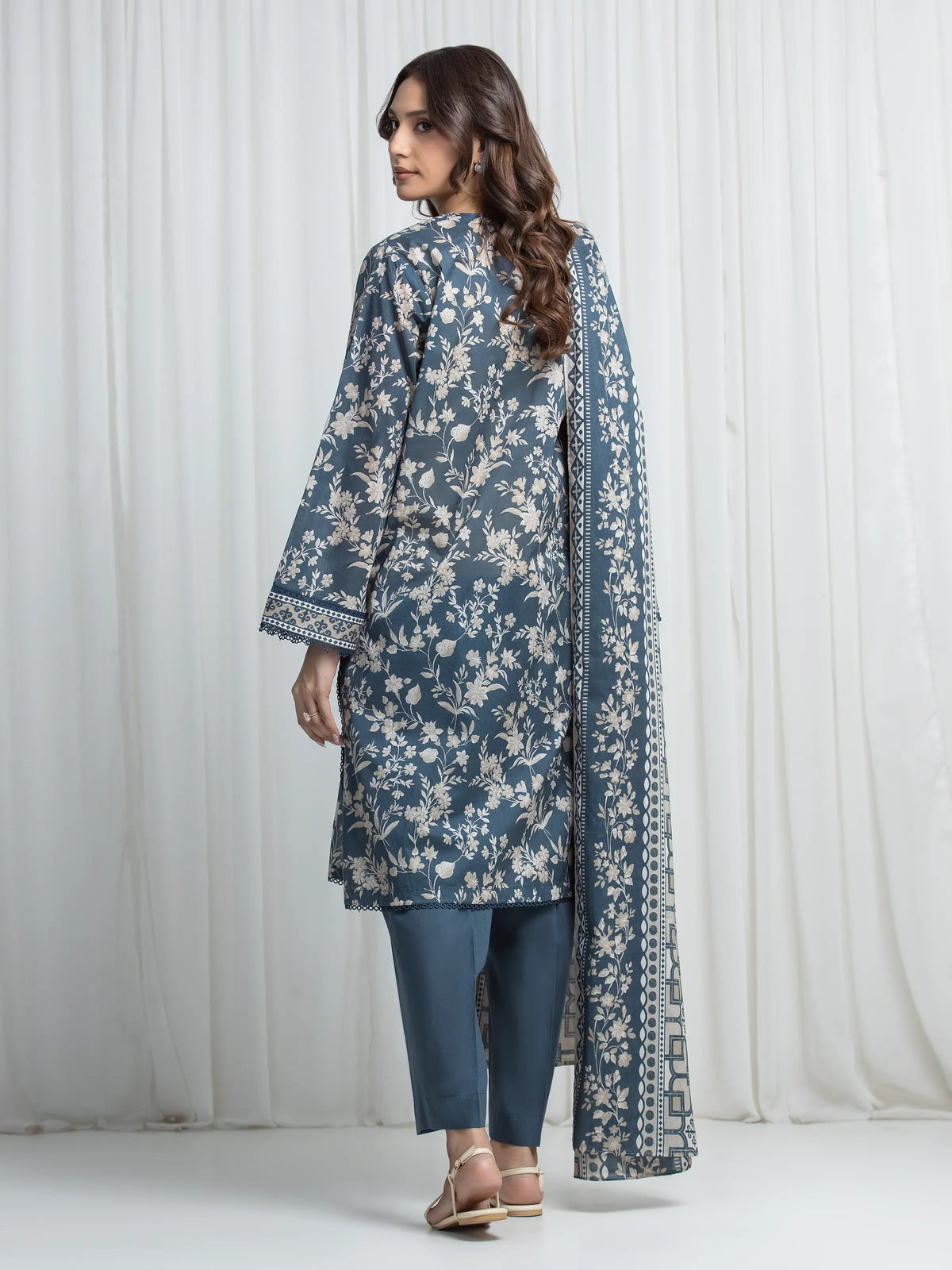 Edenrobe Allure Blue Khaddar 3-Piece Suit | EWU6A3-37026-3P