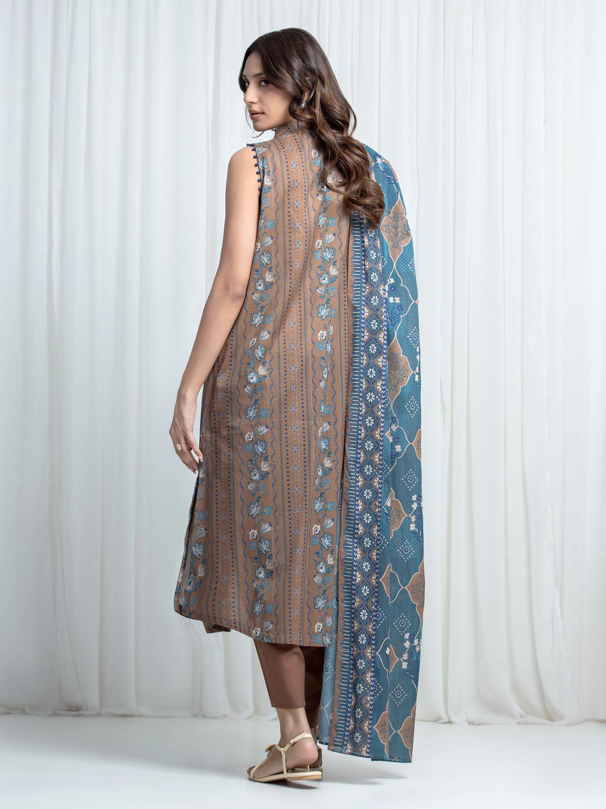 Edenrobe Allure Brown Khaddar 3-Piece Suit | EWU6A3-37012-3P