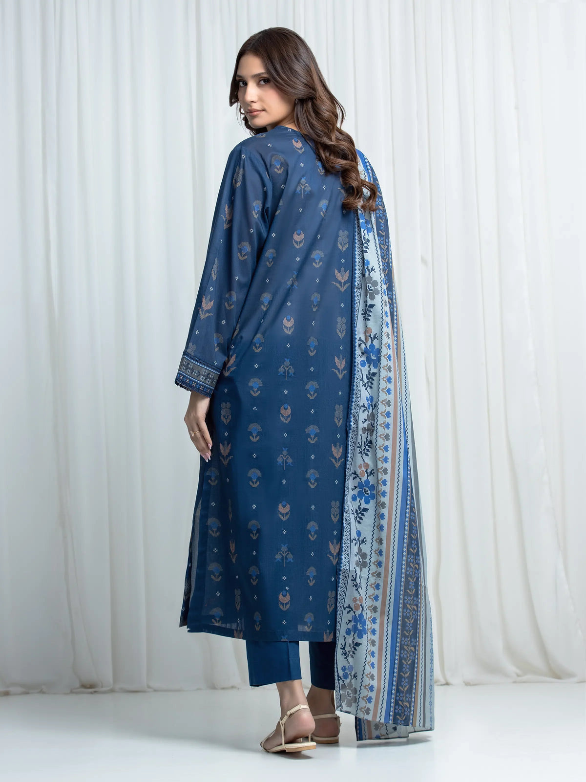 Edenrobe Allure Navy Khaddar 3-Piece Suit | EWU6A3-37017-3P