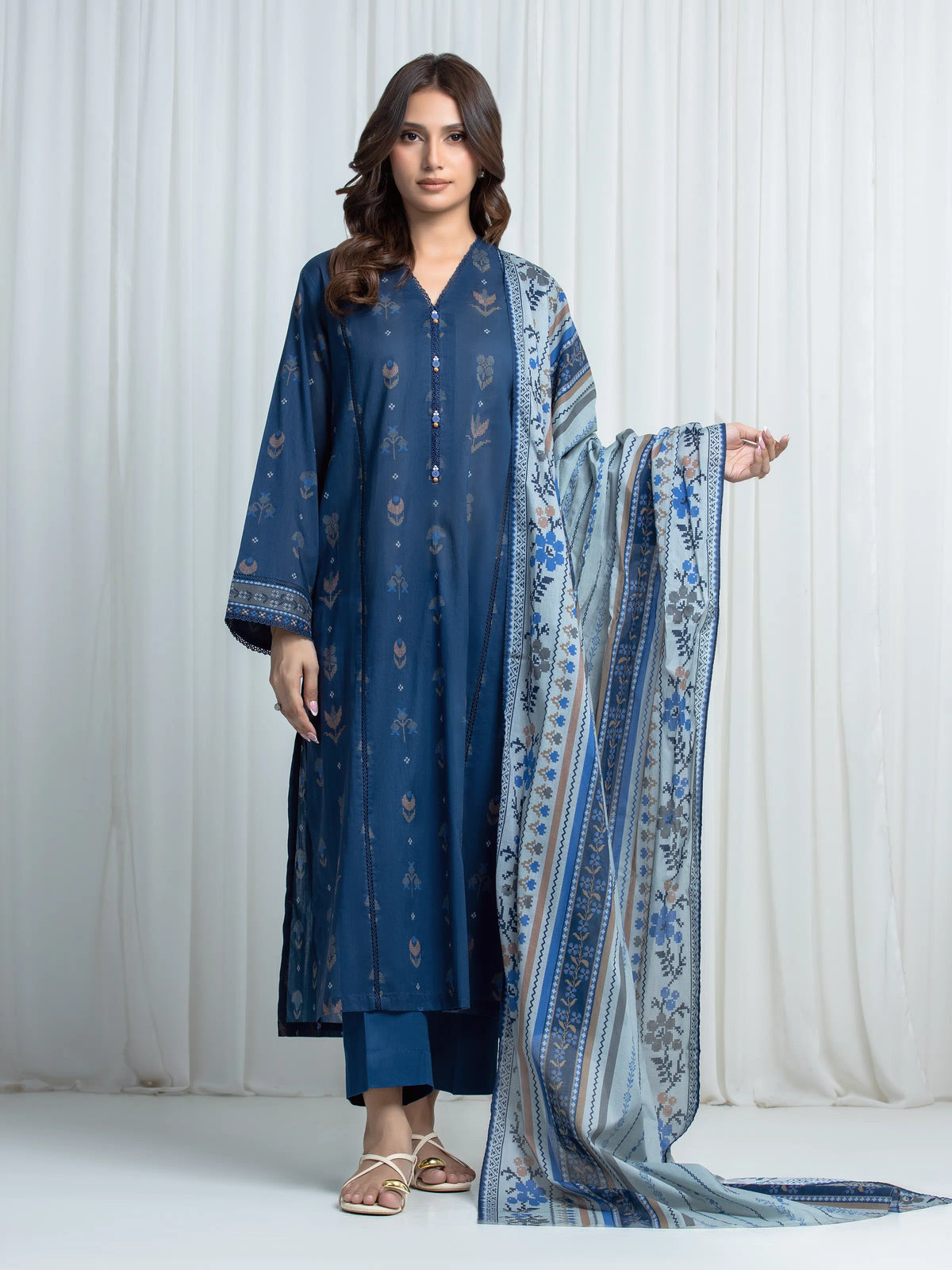 Edenrobe Allure Navy Khaddar 3-Piece Suit | EWU6A3-37017-3P