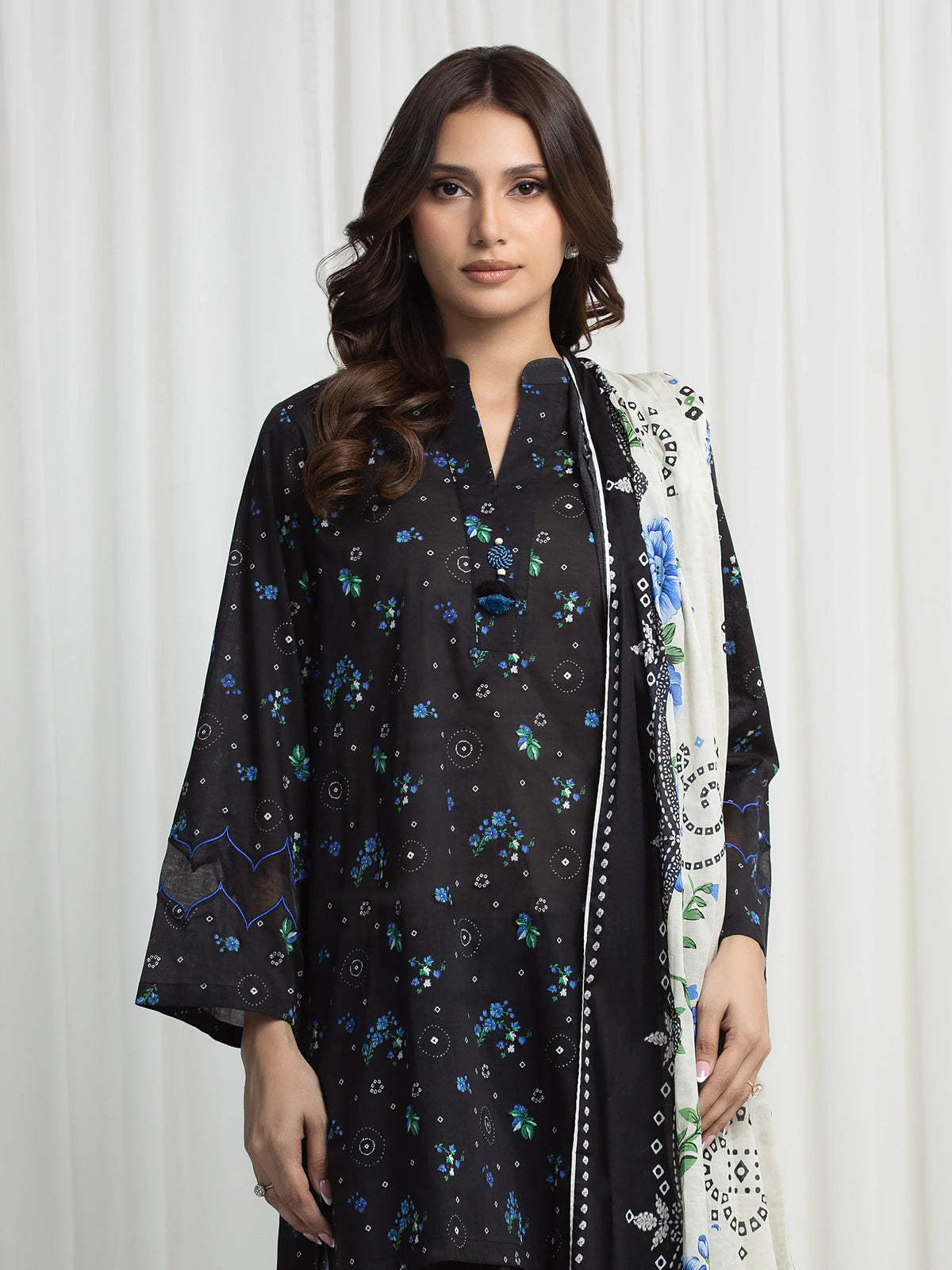 Edenrobe Allure Black Khaddar 3-Piece Suit | EWU6A3-37014-3P