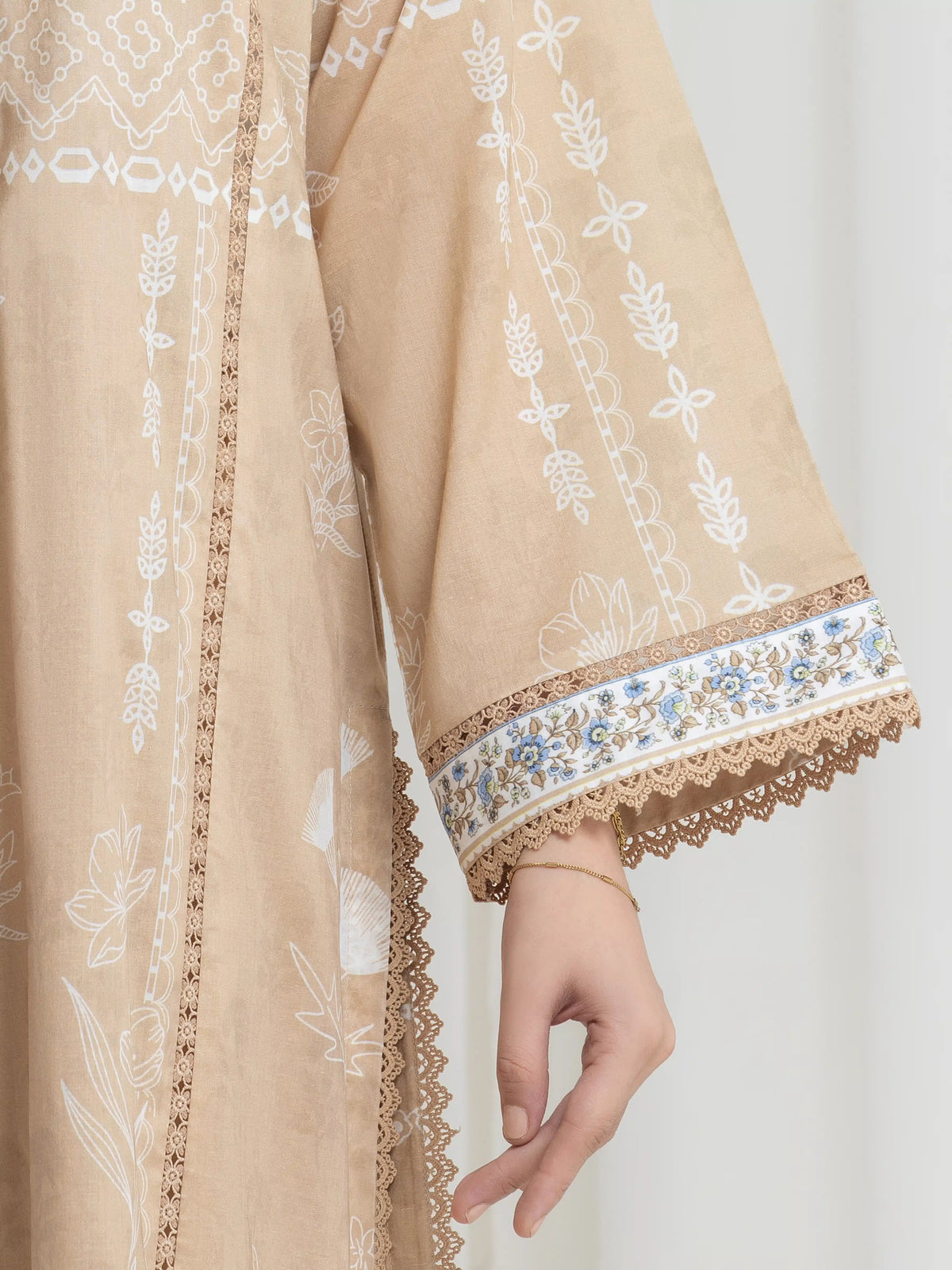 Edenrobe Allure Beige Lawn 3-Piece Suit | EWU6A1-36734-3P