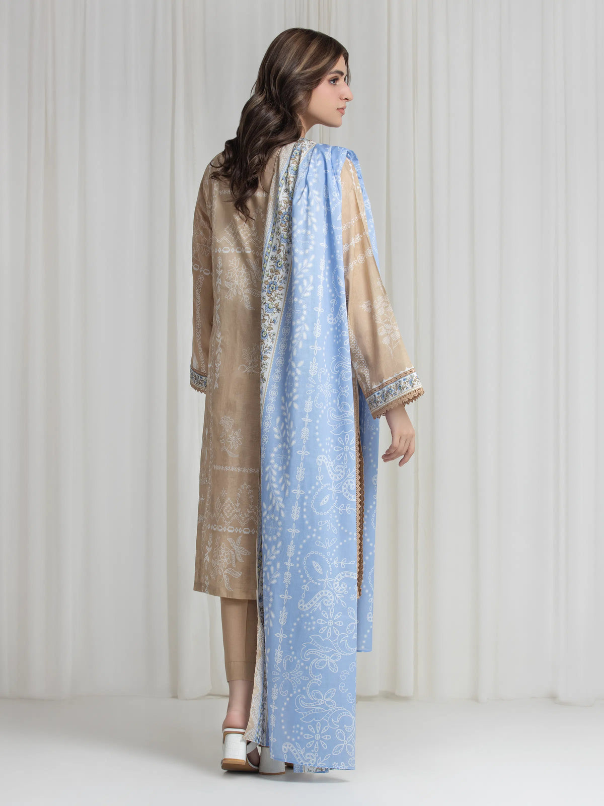 Edenrobe Allure Beige Lawn 3-Piece Suit | EWU6A1-36734-3P