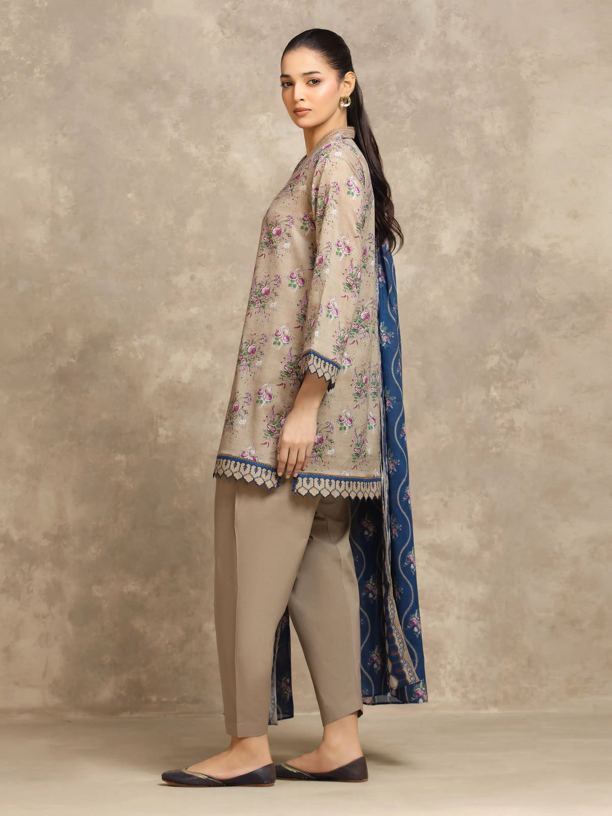 Edenrobe Allure Beige Lawn 3-Piece Suit | EWU6A1-36558-3P