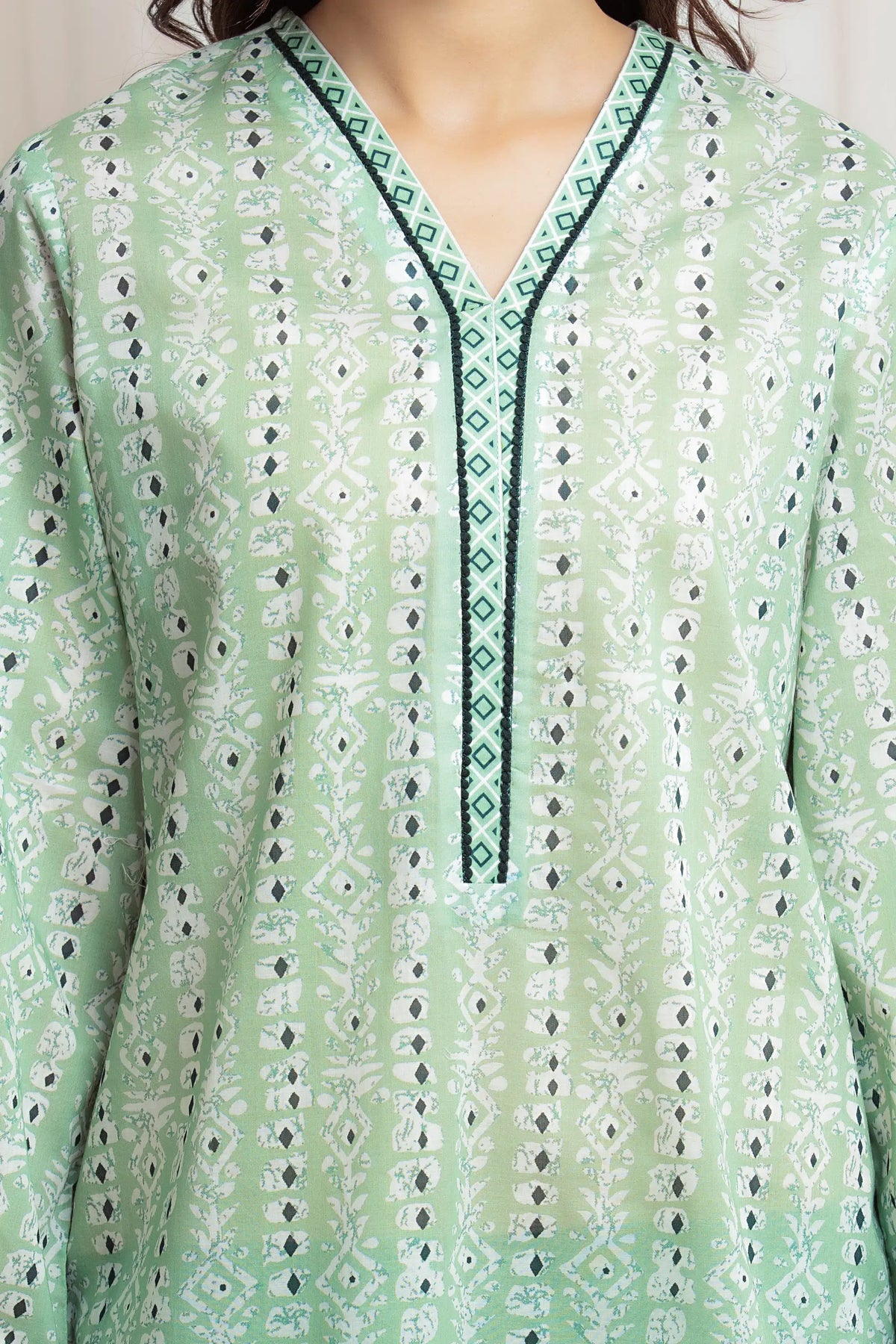 Edenrobe Allure Green Lawn 3-Piece Suit | EWU6A1-36689-3P