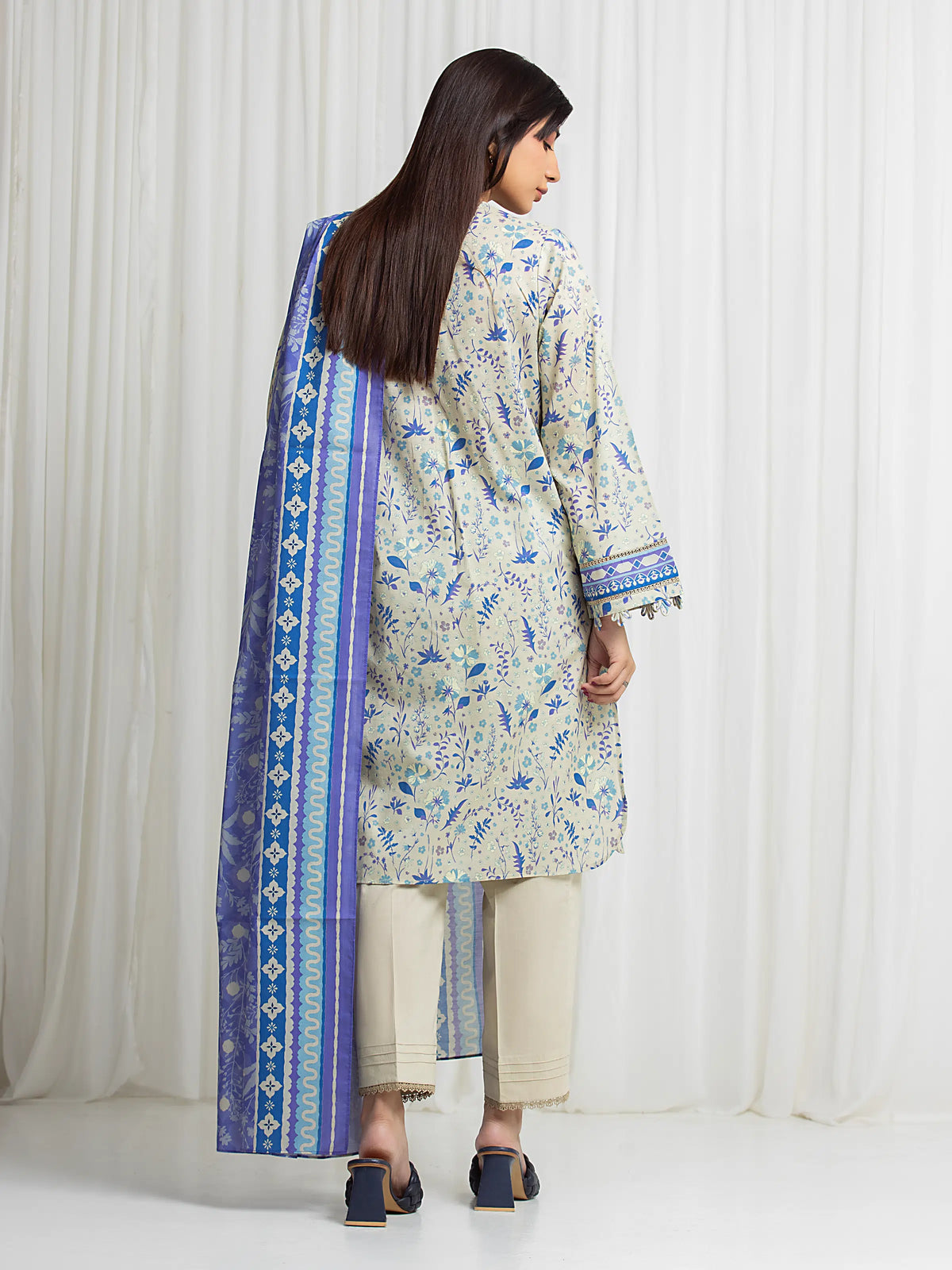 Edenrobe Allure Beige Lawn 3-Piece Suit | EWU6A1-36712-3P