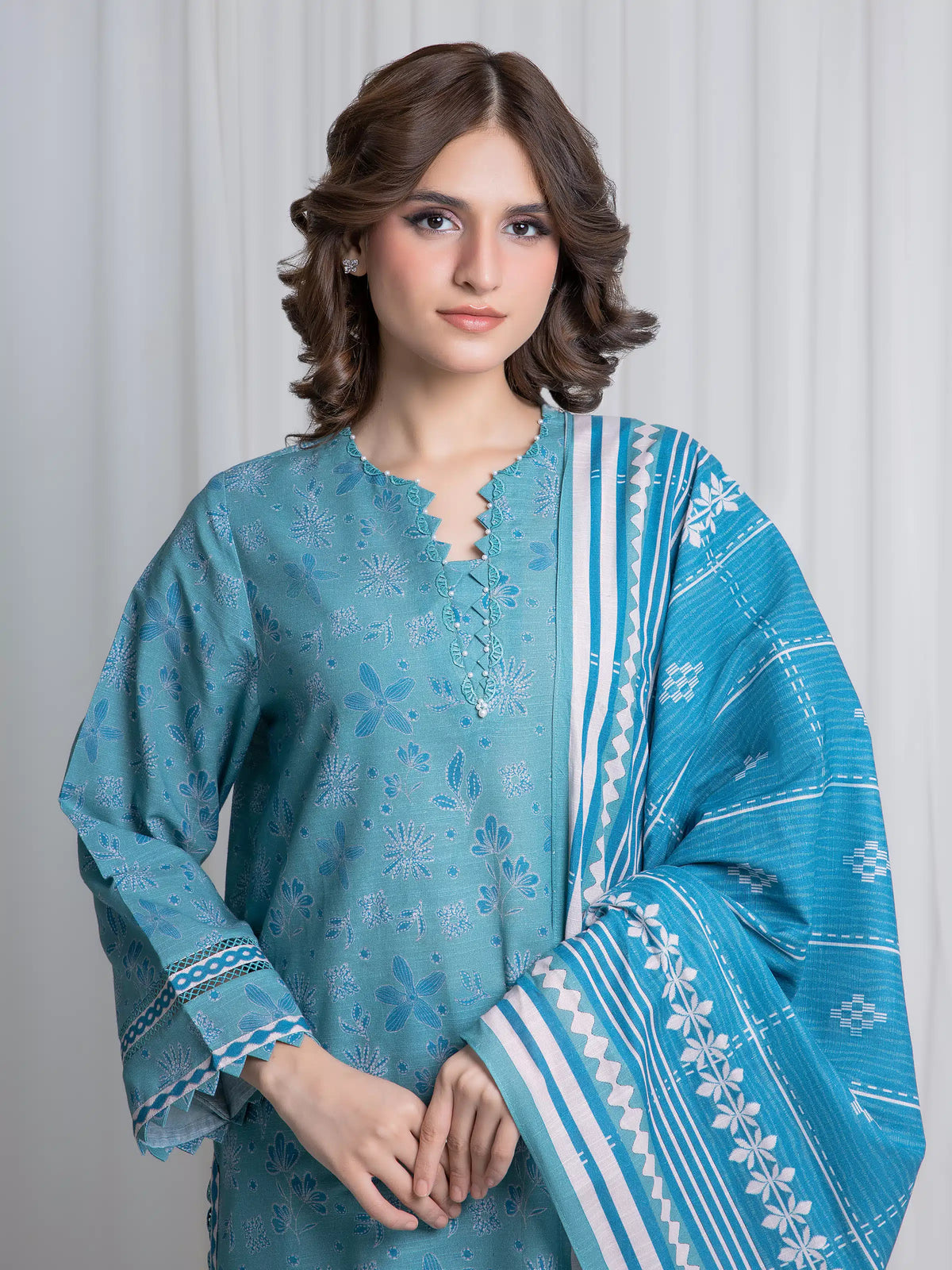 Edenrobe Allure Turquoise Khaddar 3-Piece Suit | EWU6A3-37039-3P
