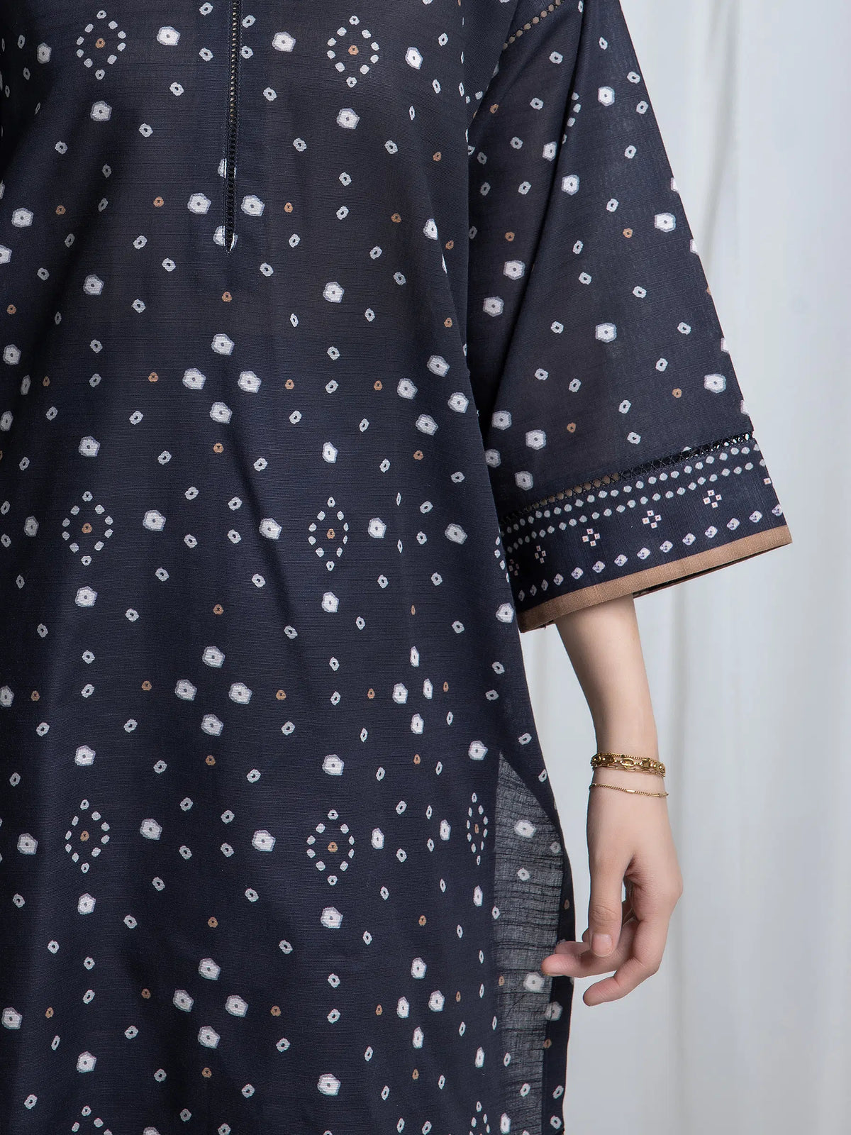 Edenrobe Allure Black Khaddar 3-Piece Suit | EWU6A3-37068-3P