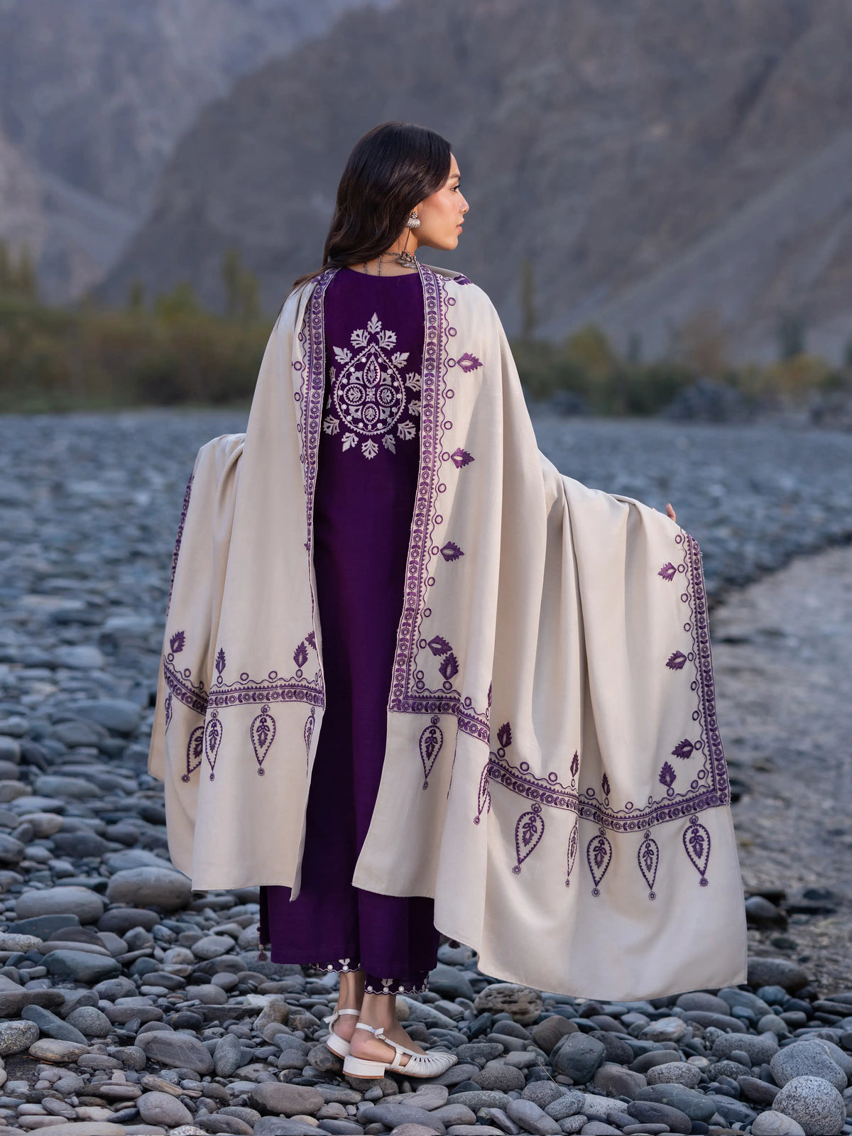 Edenrobe Kohsaar Purple Khaddar 3-Piece Suit | EWU6V11-34003-3P