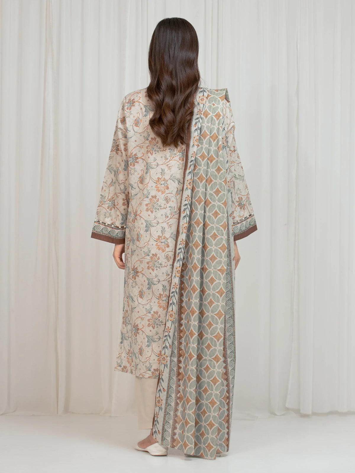 Edenrobe Allure Beige Lawn 3-Piece Suit | EWU6A1-36677-3P