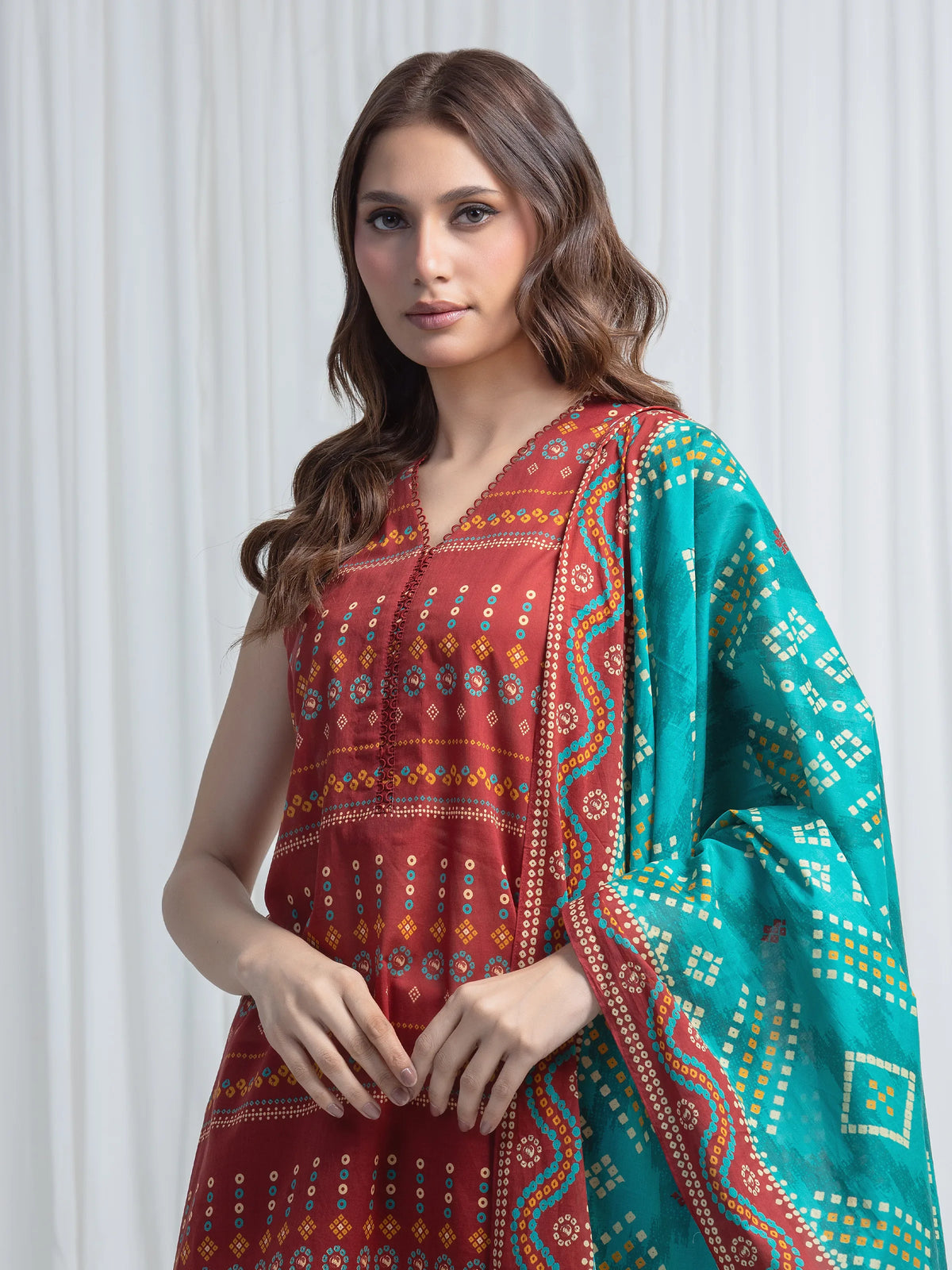 Edenrobe Allure Maroon Lawn 3-Piece Suit | EWU6A1-36872-3P