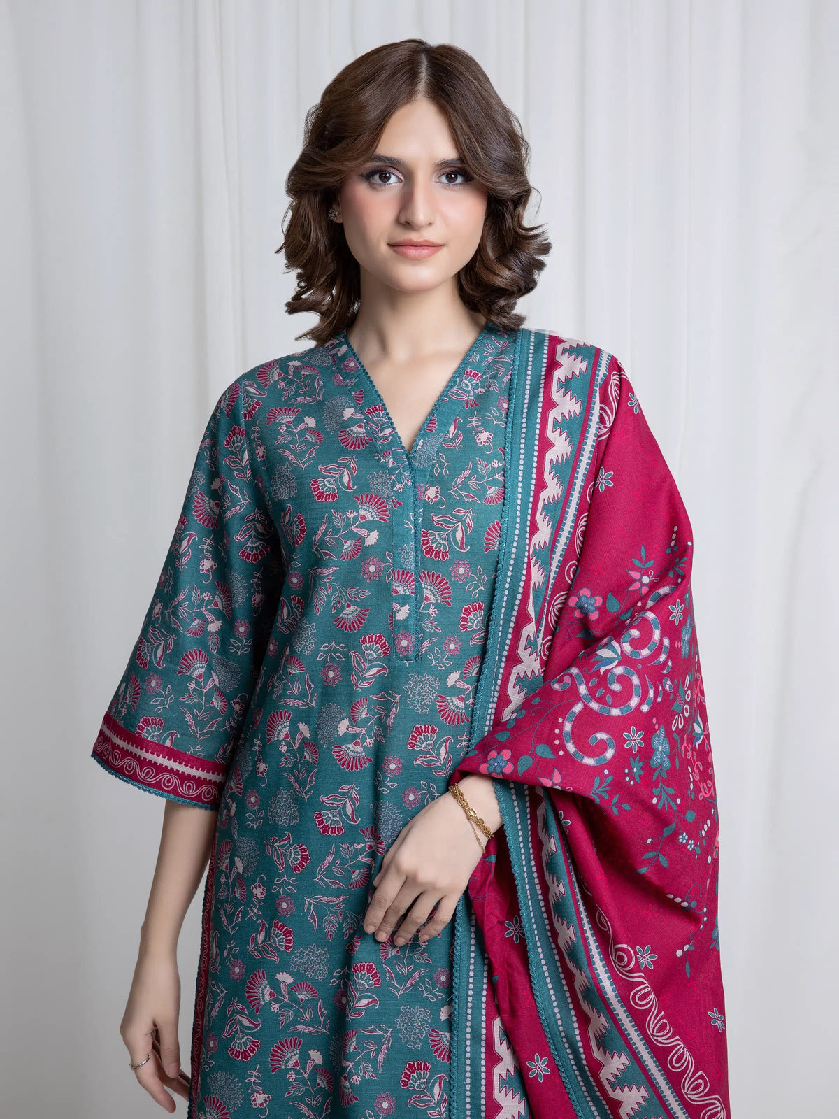 Edenrobe Allure Teal Printed Khaddar 3-Piece Suit | EWU6A3-37043-3P