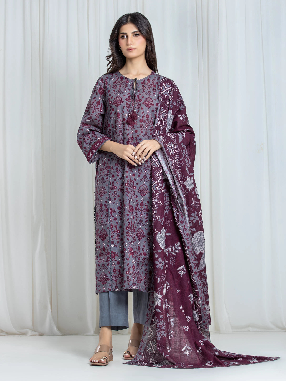 Edenrobe Allure Grey Printed Khaddar 3-Piece Suit | EWU6A3-37055-3P