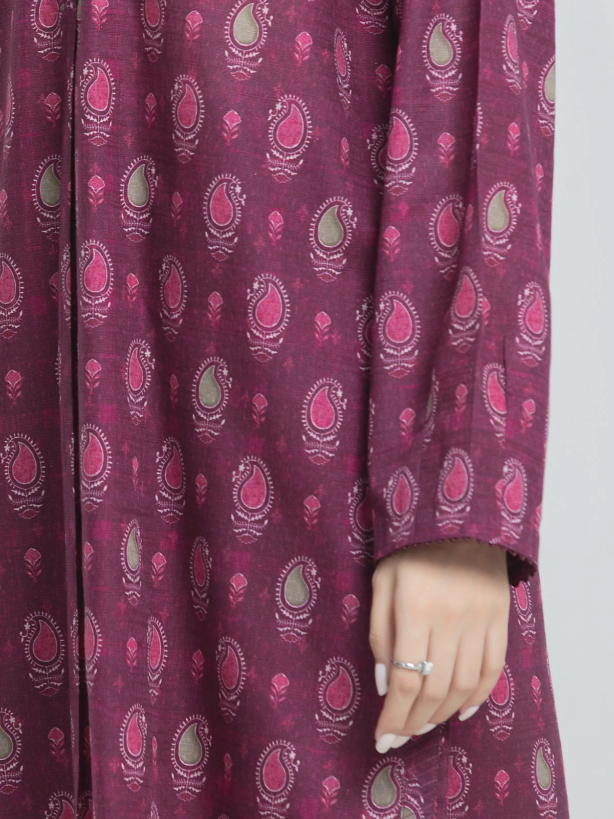 Edenrobe Allure Magenta Printed Khaddar 3-Piece Suit | EWU6A3-37064-3P