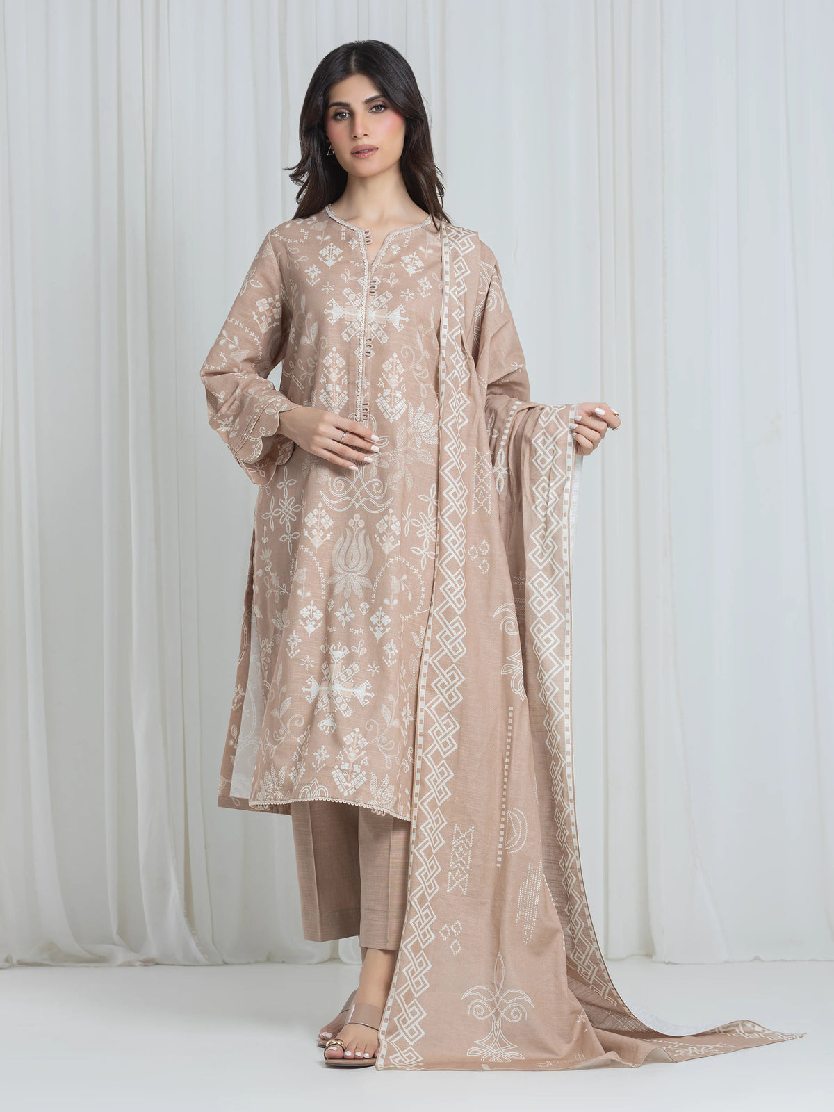 Edenrobe Allure Beige Printed Khaddar 3-Piece Suit | EWU6A3-37072-3P