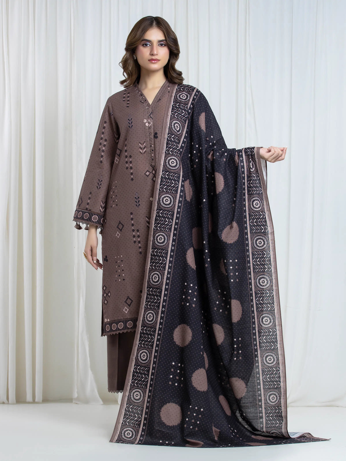 Edenrobe Allure Brown Printed Khaddar 3-Piece Suit | EWU6A3-37094-3P