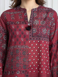 Edenrobe Allure Maroon Printed Khaddar 3-Piece Suit | EWU6A3-37107-3P