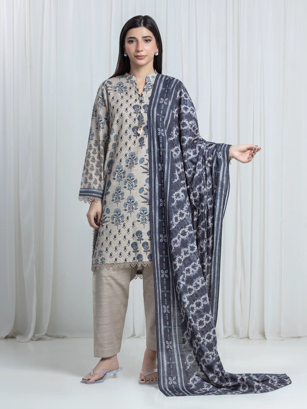Edenrobe Allure Beige Printed Khaddar 3-Piece Suit | EWU6A3-37108-3P