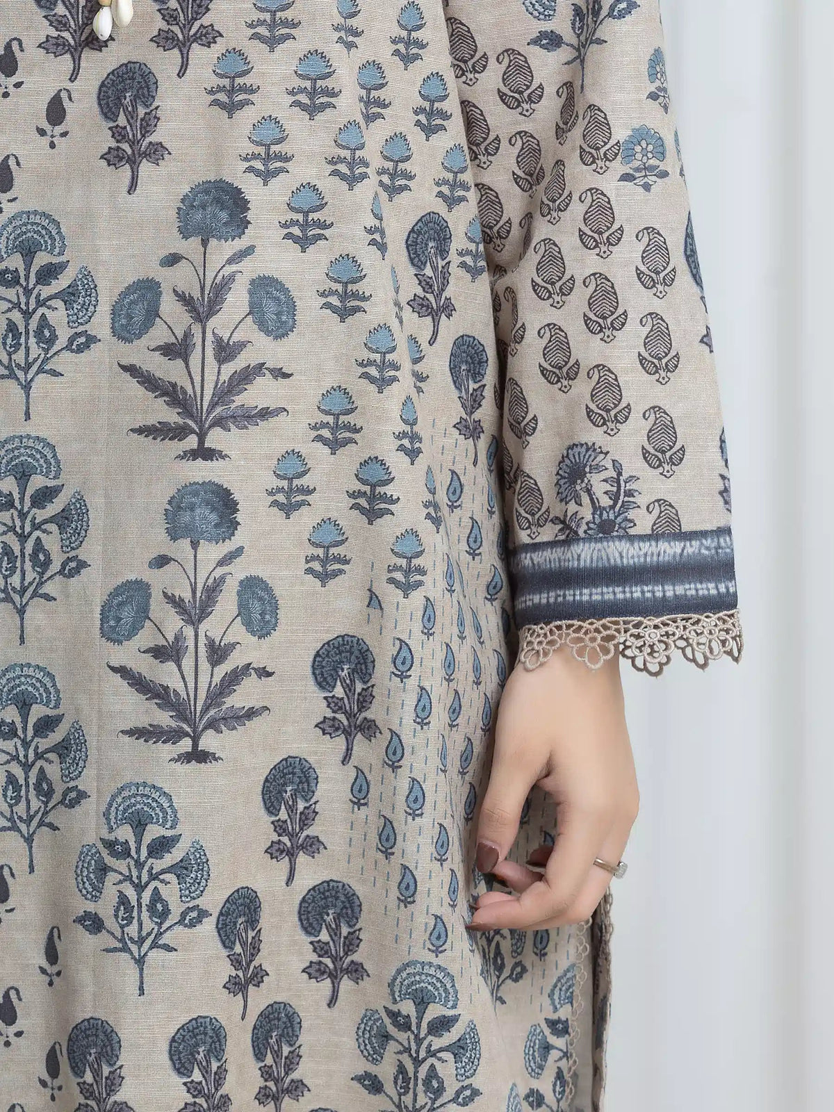 Edenrobe Allure Beige Printed Khaddar 3-Piece Suit | EWU6A3-37108-3P