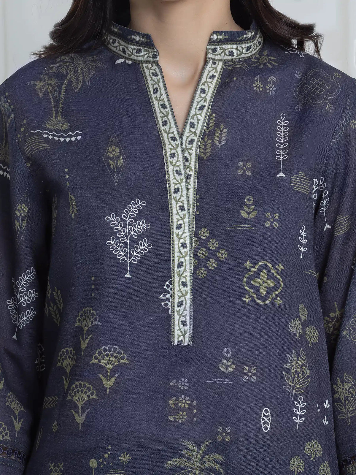 Edenrobe Allure Blue Printed Khaddar 3-Piece Suit | EWU6A3-37112-3P