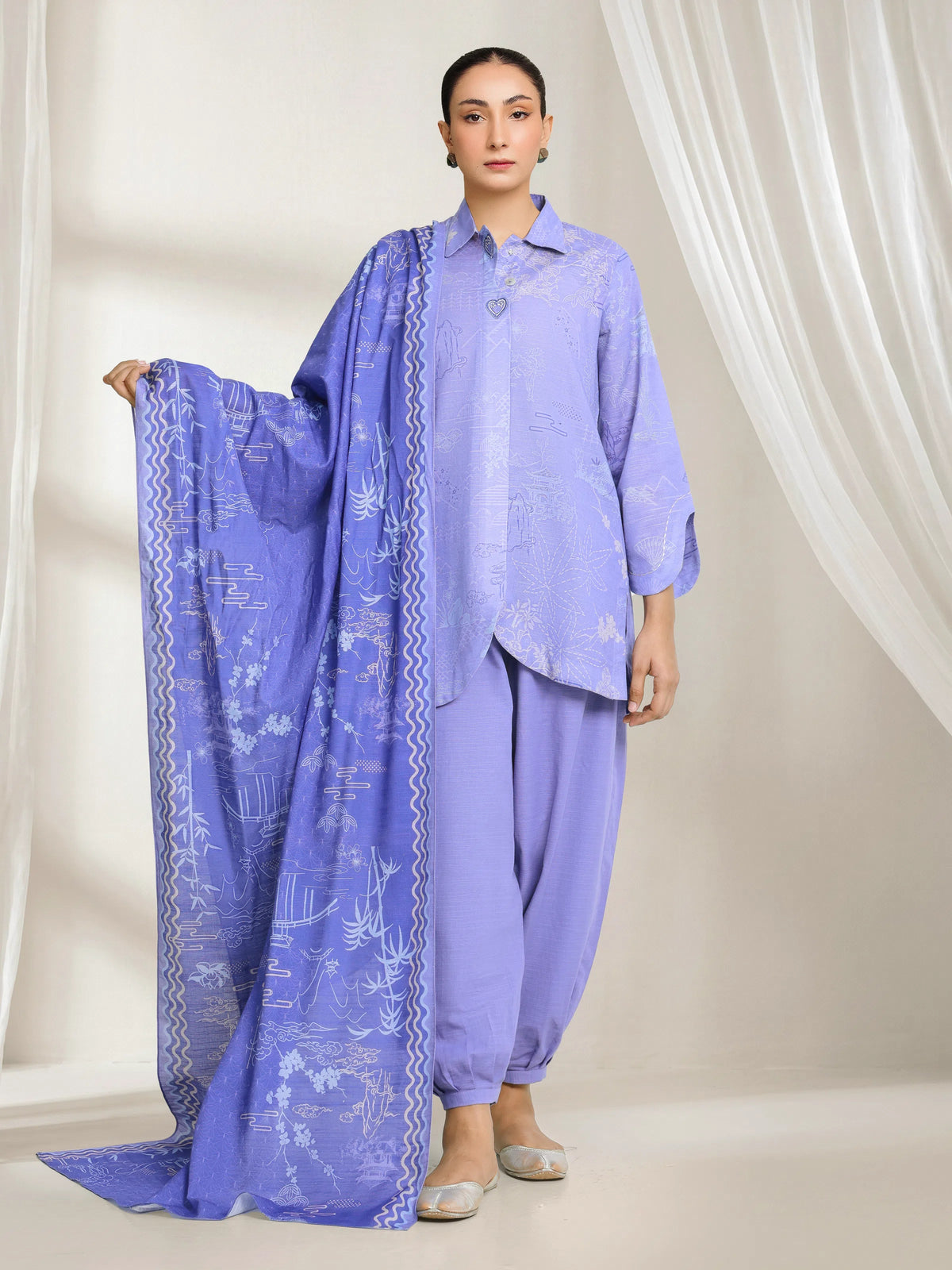 Edenrobe Allure Lavender Printed Khaddar 3-Piece Suit | EWU6A3-37114-3P