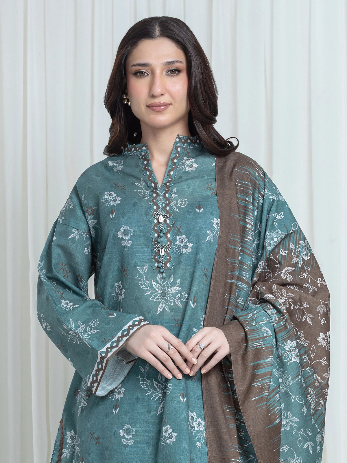 Edenrobe Allure Green Printed Khaddar 3-Piece Suit | EWU6A3-37136-3P
