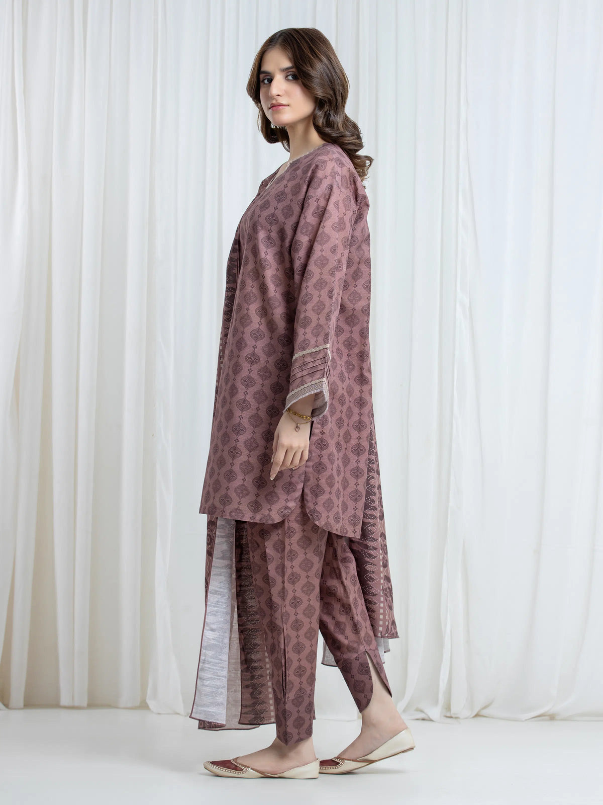 Edenrobe Allure Rose Printed Khaddar 3-Piece Suit | EWU6A3-37172-3P