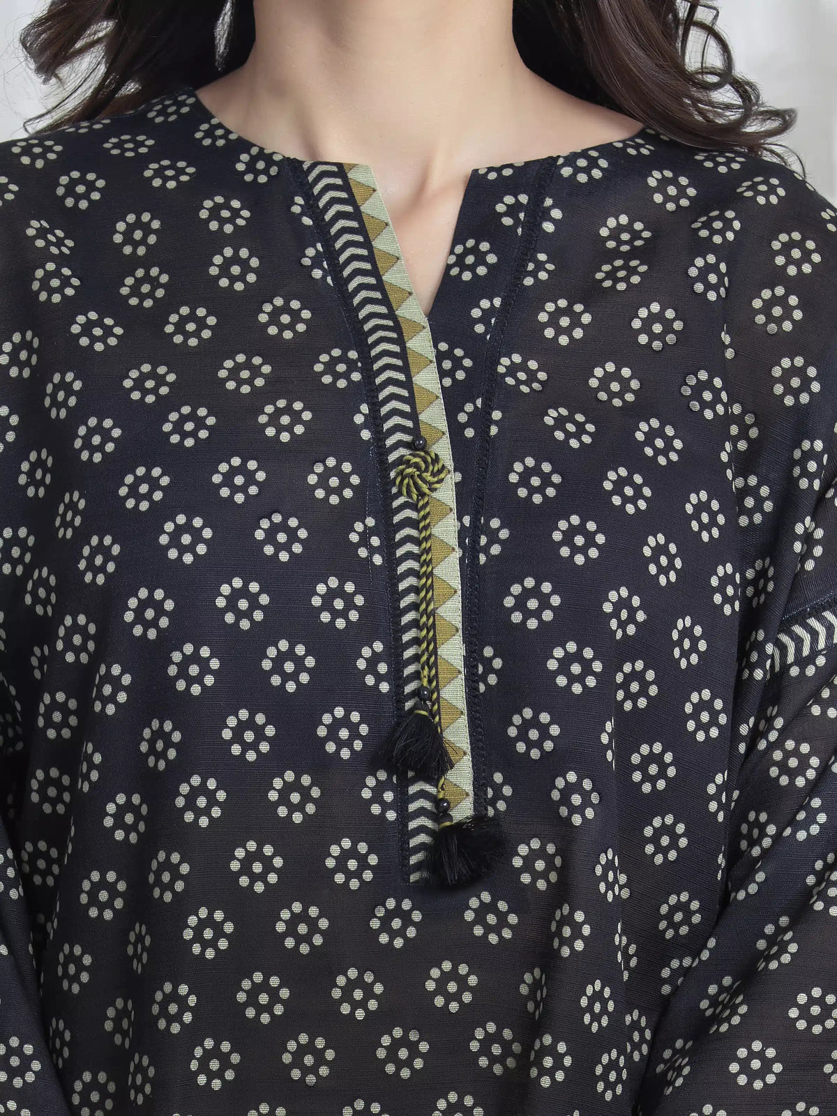 Edenrobe Allure Black Printed Khaddar 3-Piece Suit | EWU6A3-37181-3P