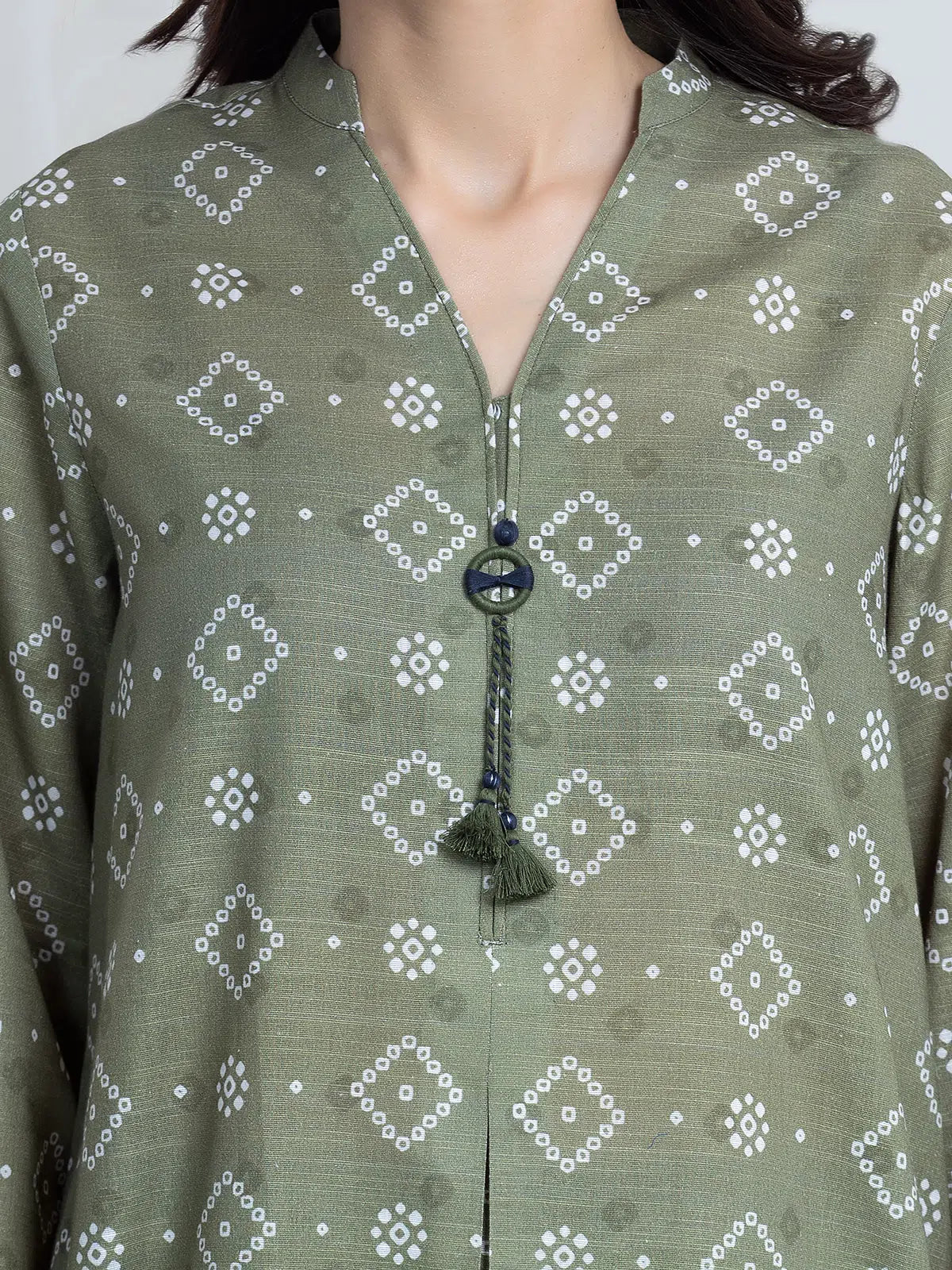 Edenrobe Allure Green Printed Khaddar 3-Piece Suit | EWU6A3-37189-3P