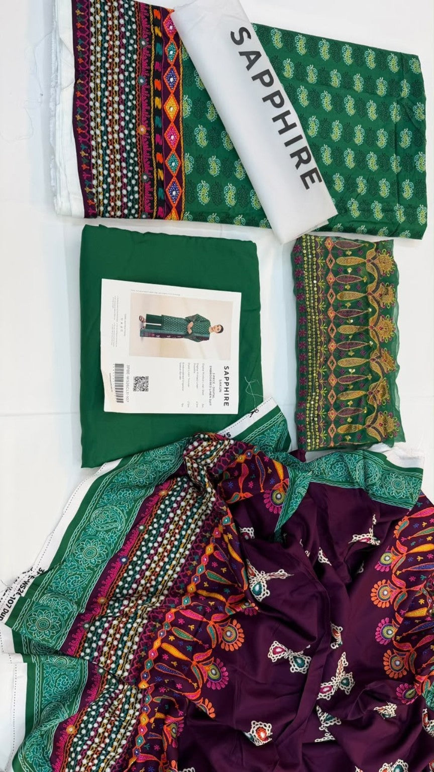 Sapphire Emerald Embroidered Linen 3-Piece Suit | CL11-107