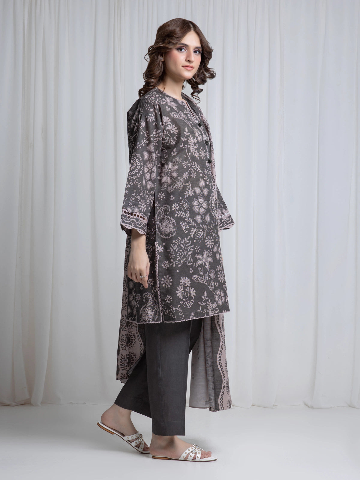 Edenrobe Allure Dark Sage Khaddar 3-Piece Suit | EWU6A3-37041-3P