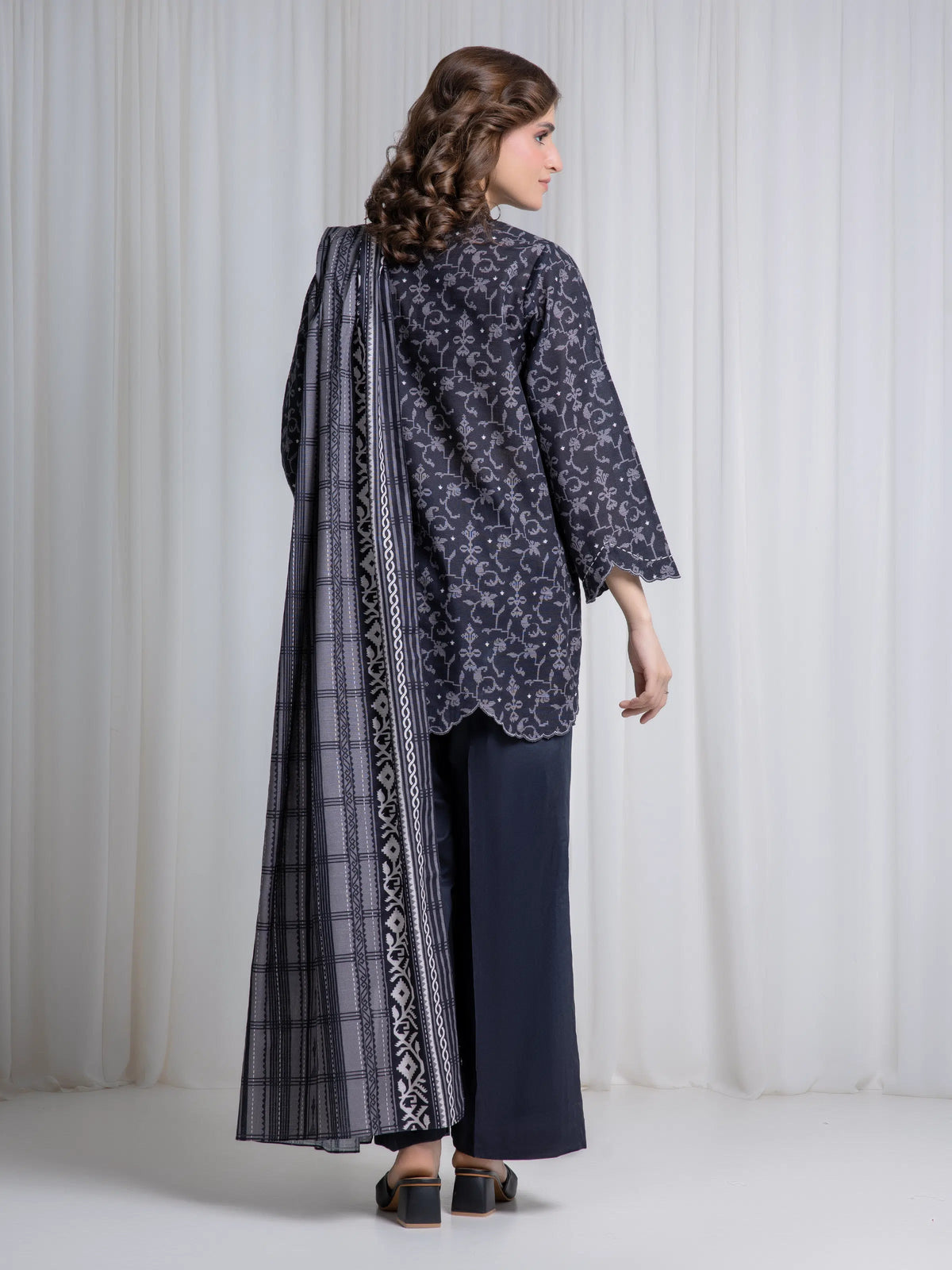 Edenrobe Allure Black Khaddar 3-Piece Suit | EWU6A3-37040-3P