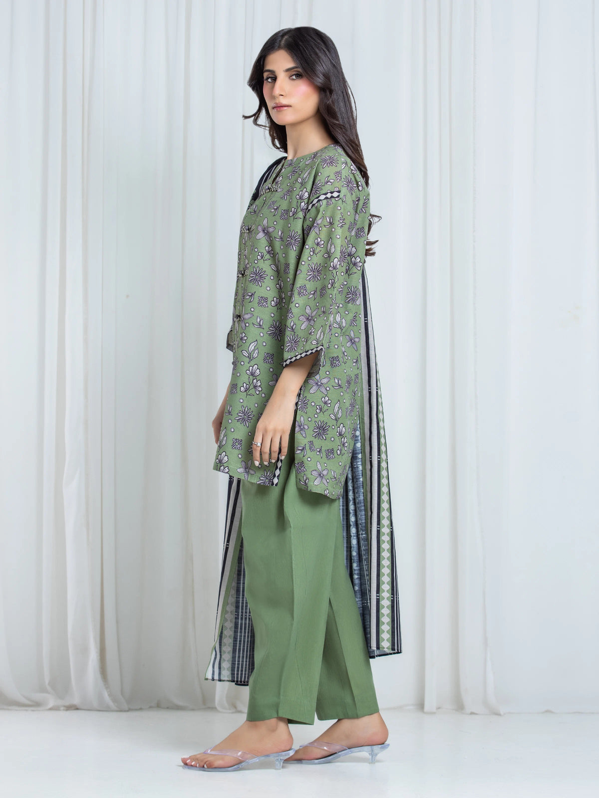 Edenrobe Allure Green Khaddar 3-Piece Suit | EWU6A3-37038-3P